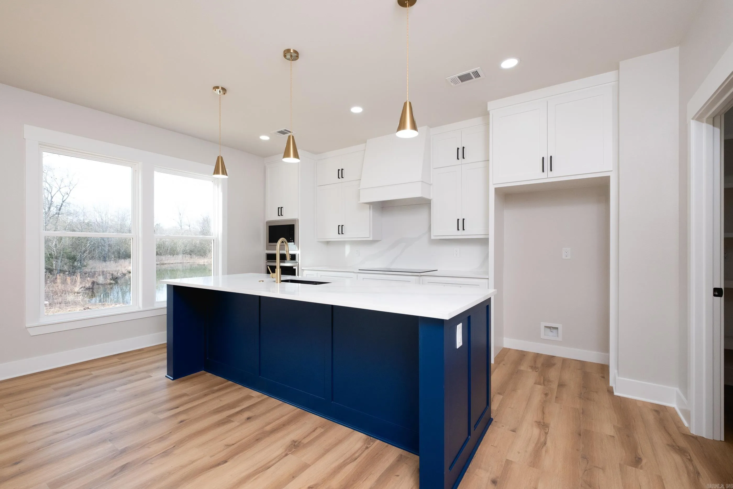 Property at 6817  Rudolph - Image 22