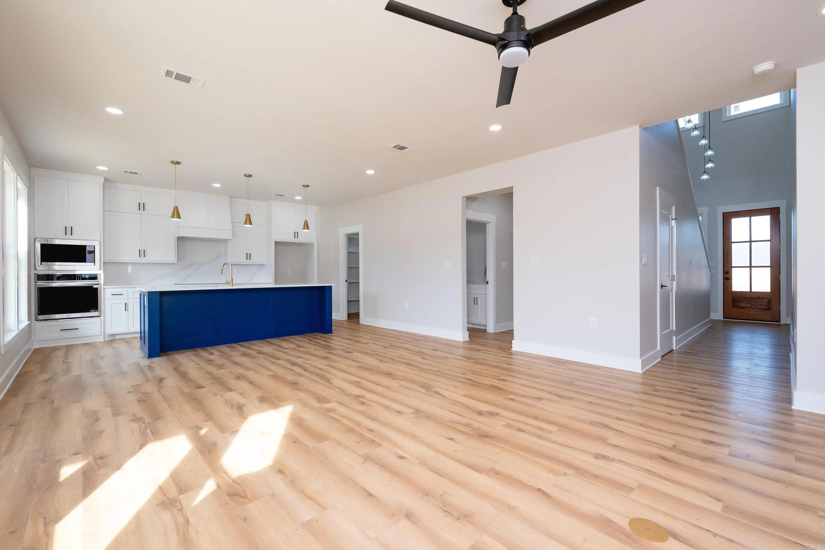 Property at 6817  Rudolph - Image 12