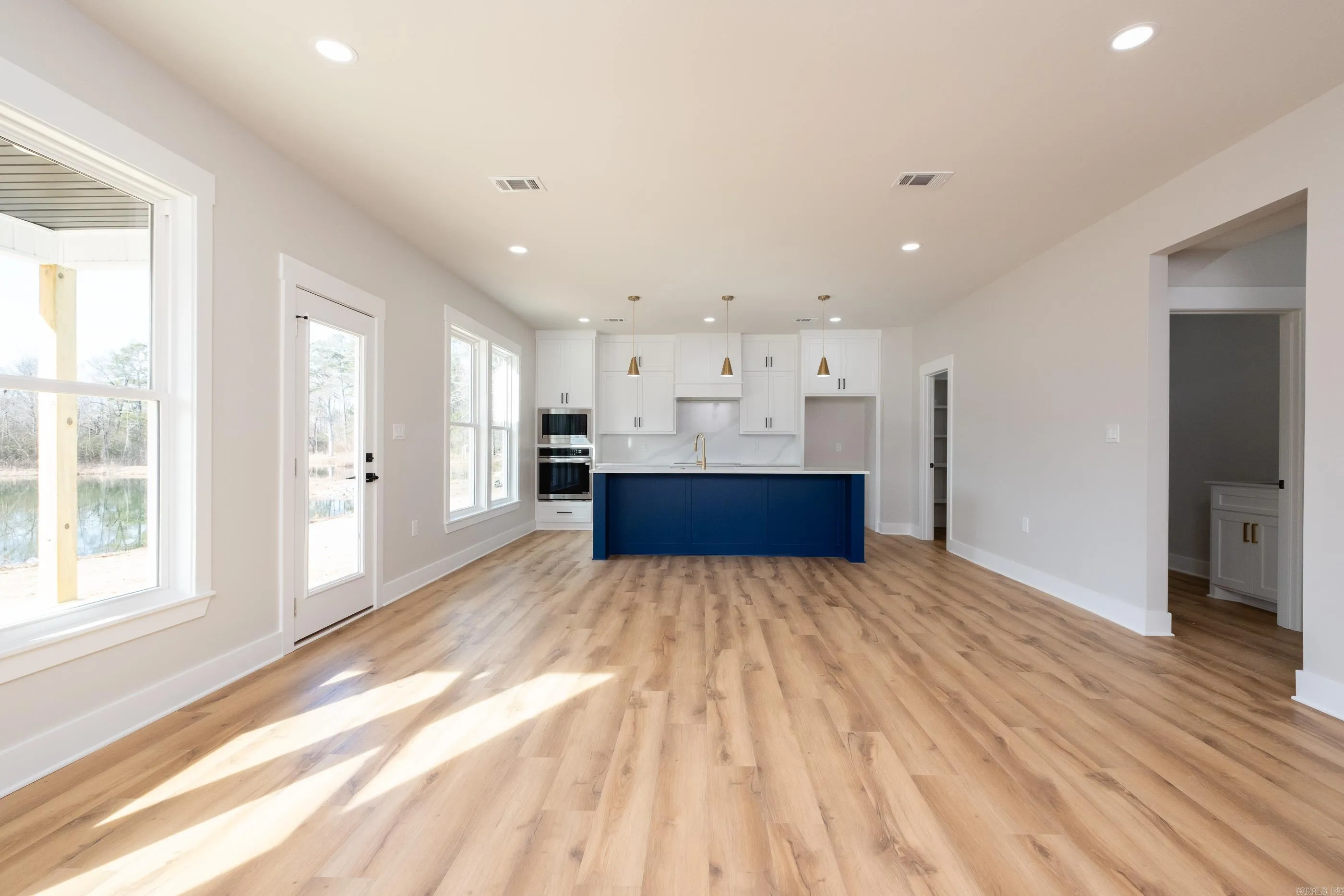 Property at 6817  Rudolph - Image 13
