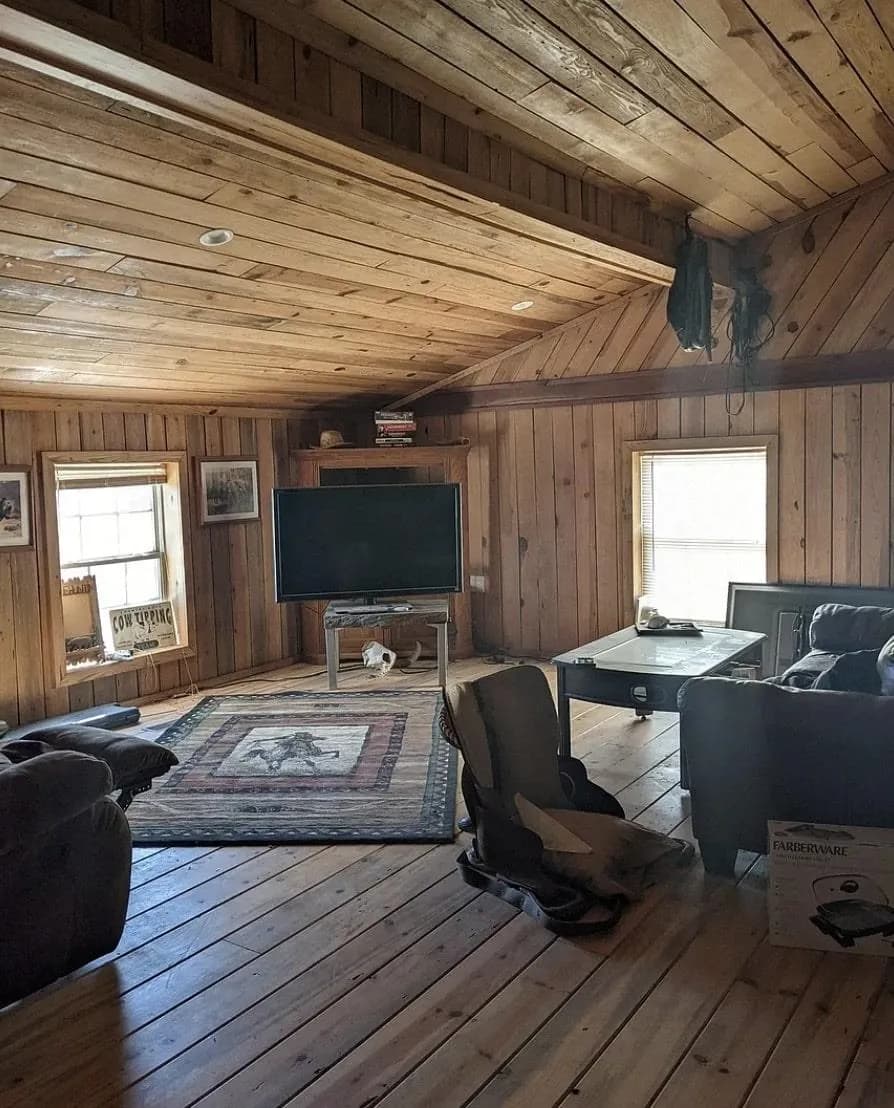 Property at 276  Sunset - Image 2