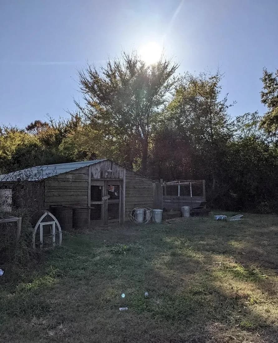 Property at 276  Sunset - Image 16