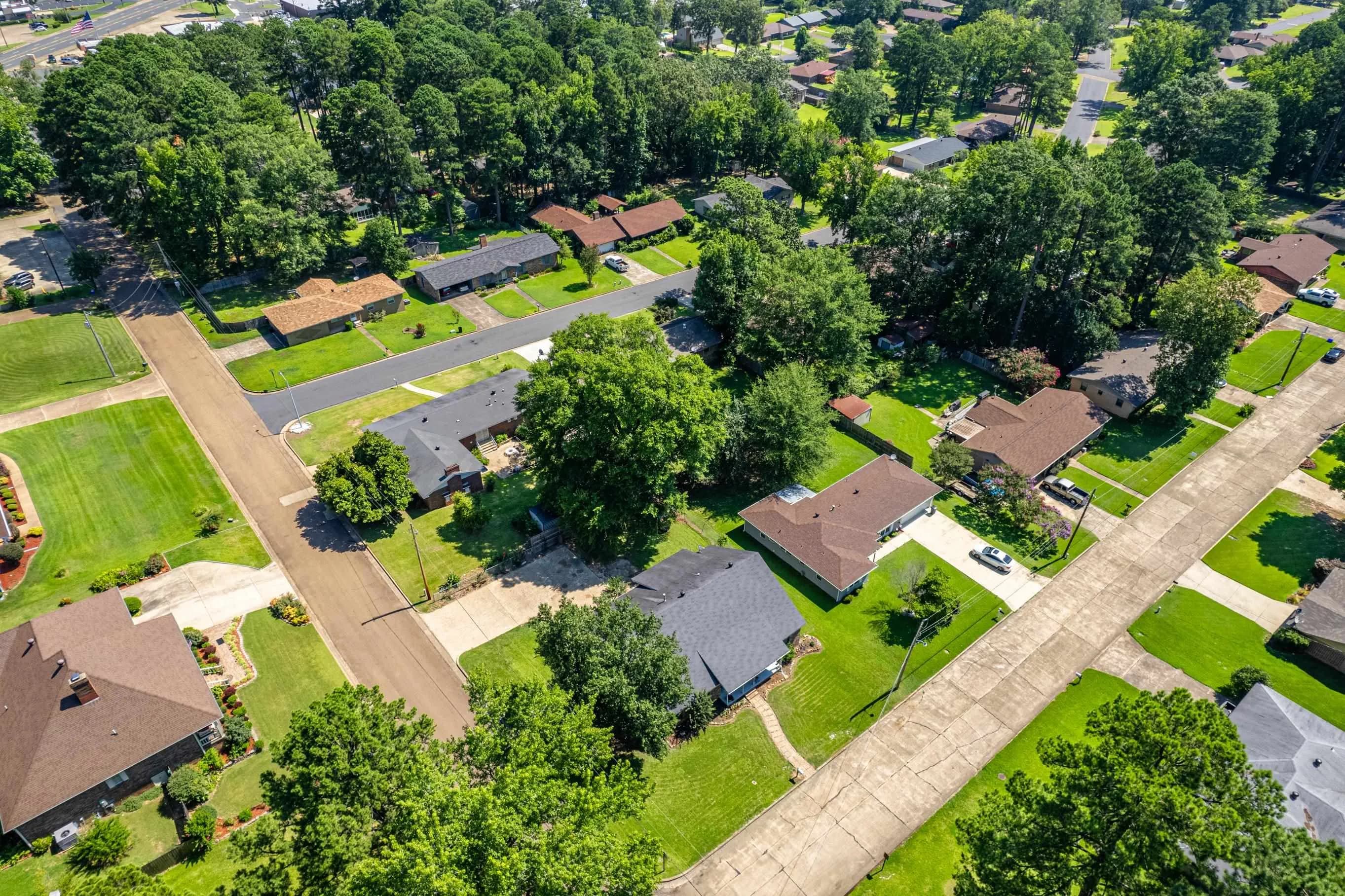 Property at 2850  Sylvia - Image 5