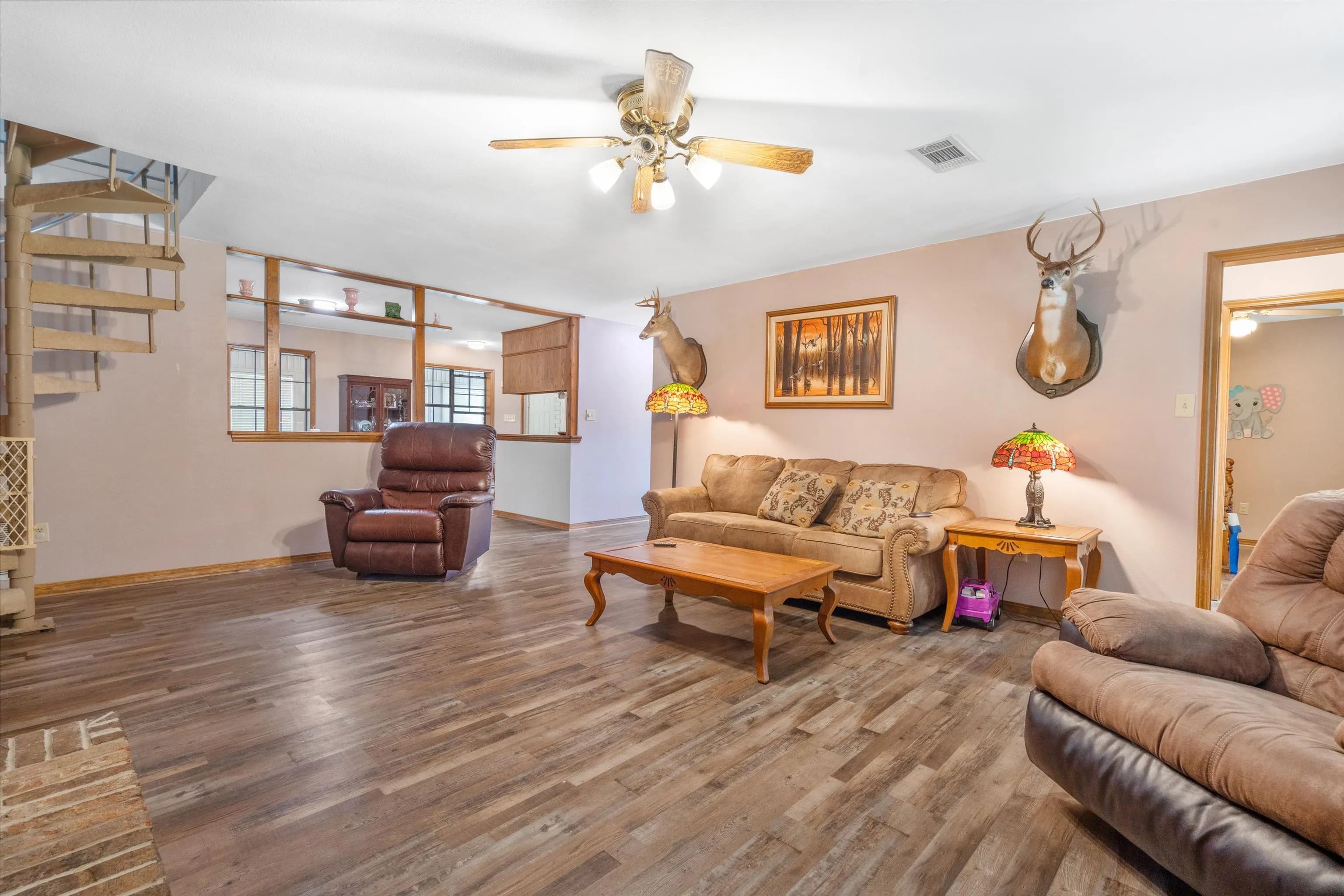 Property at 2850  Sylvia - Image 18