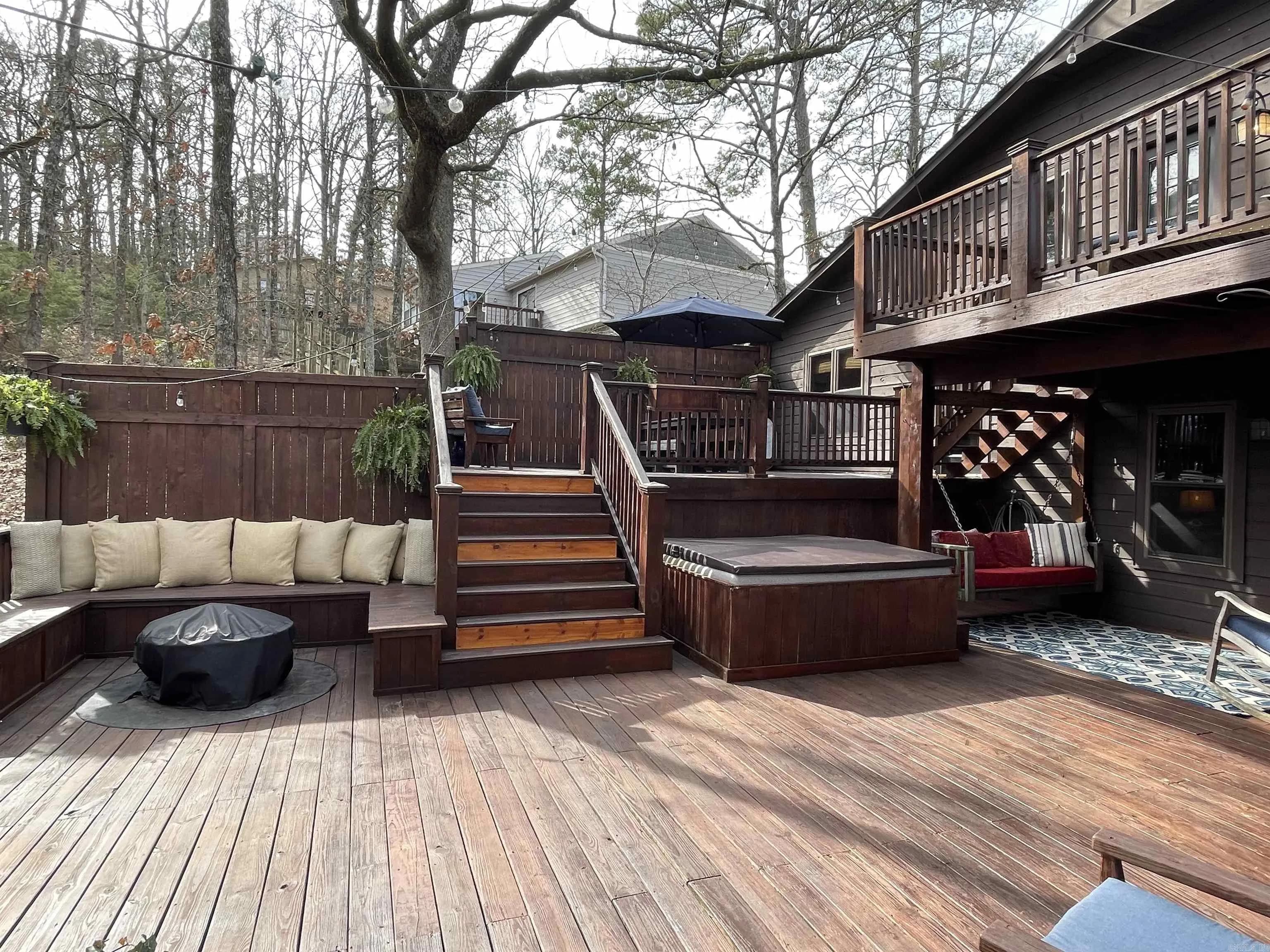 Property at 76  Stoneledge dr. - Image 34