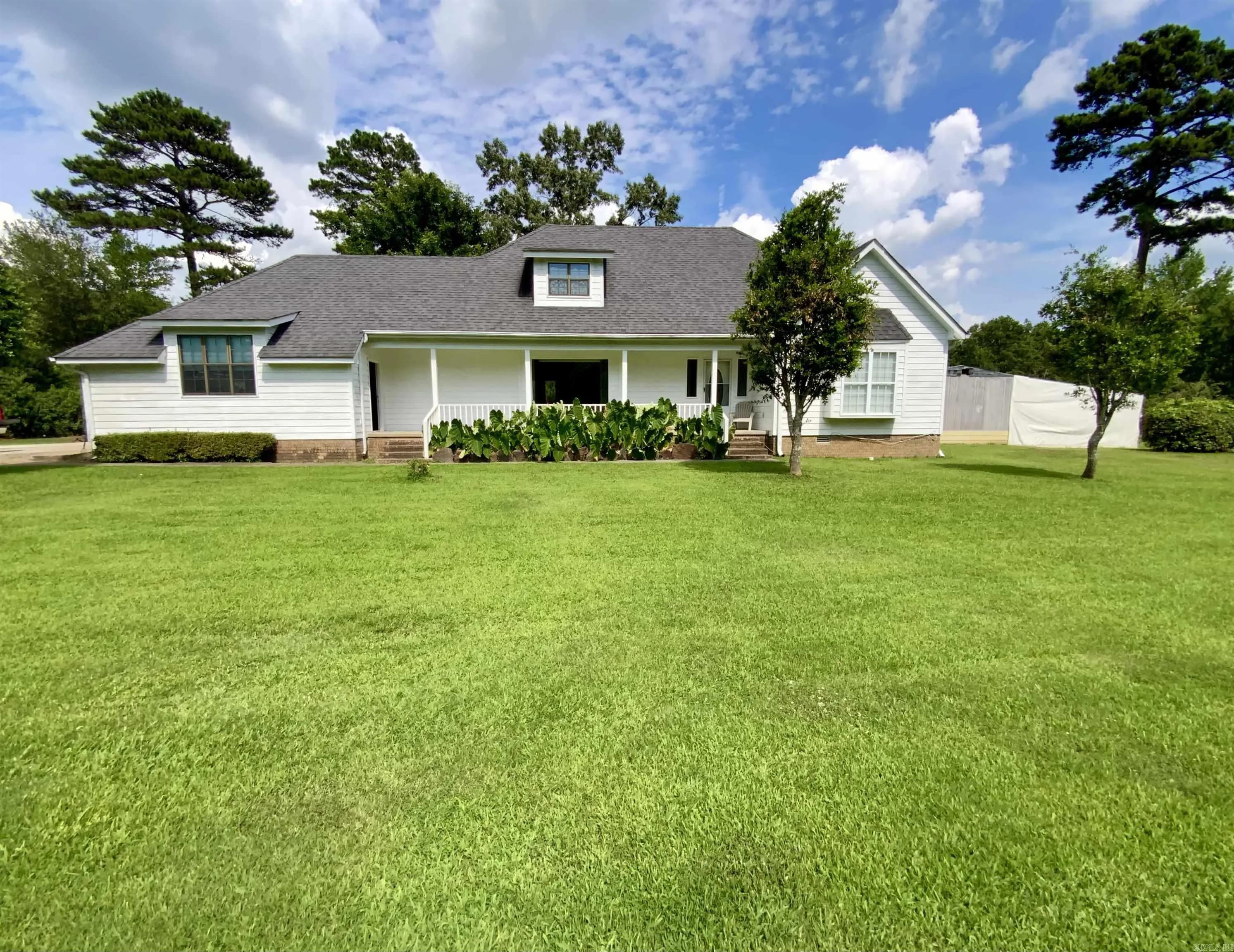 Property at 75  Natures trail - Image 1
