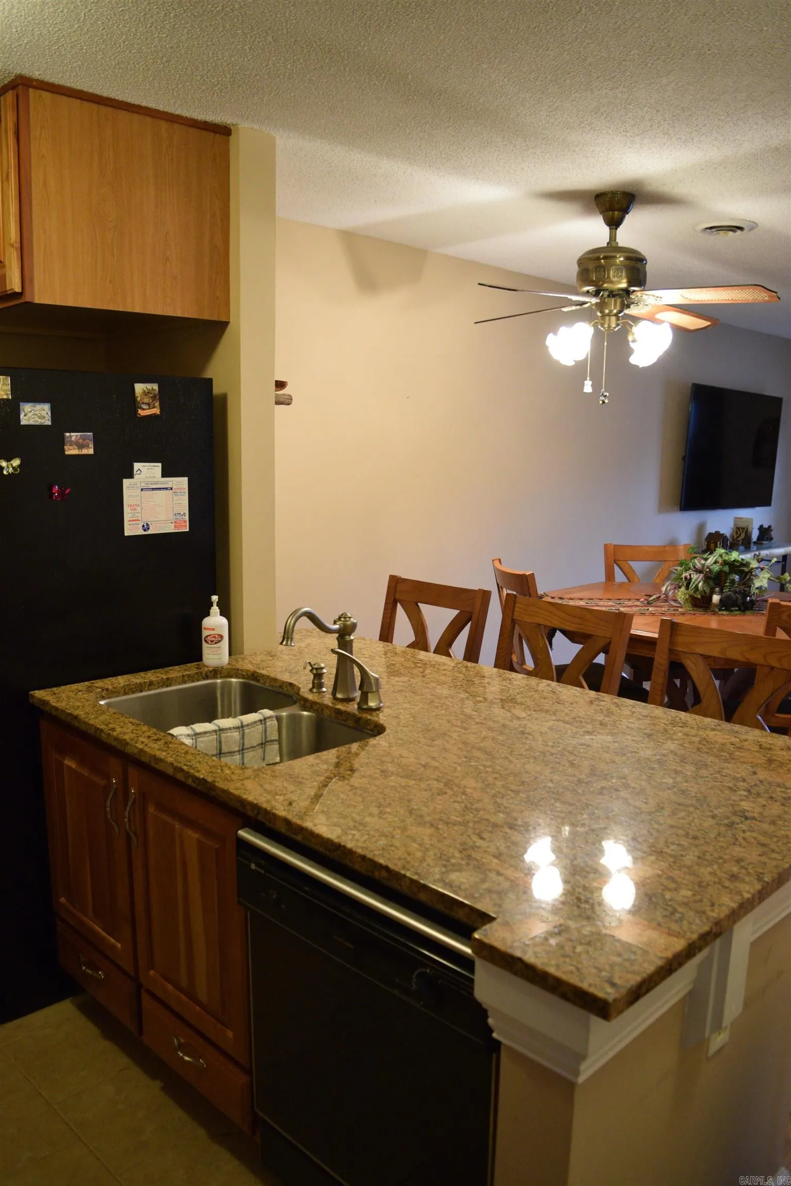 Property at 135 #97  Hillview - Image 4