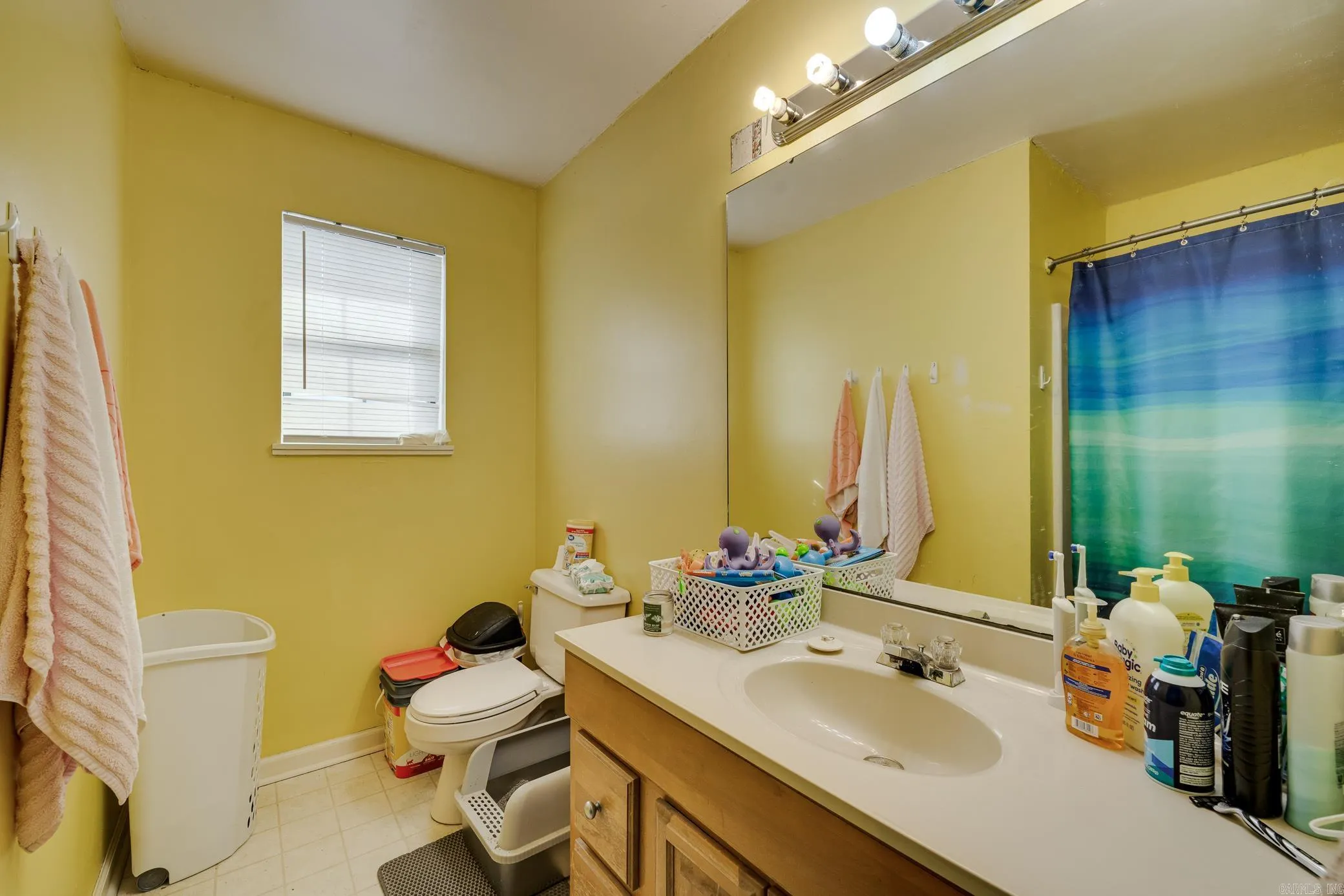 Property at 19  Roberts - Image 21