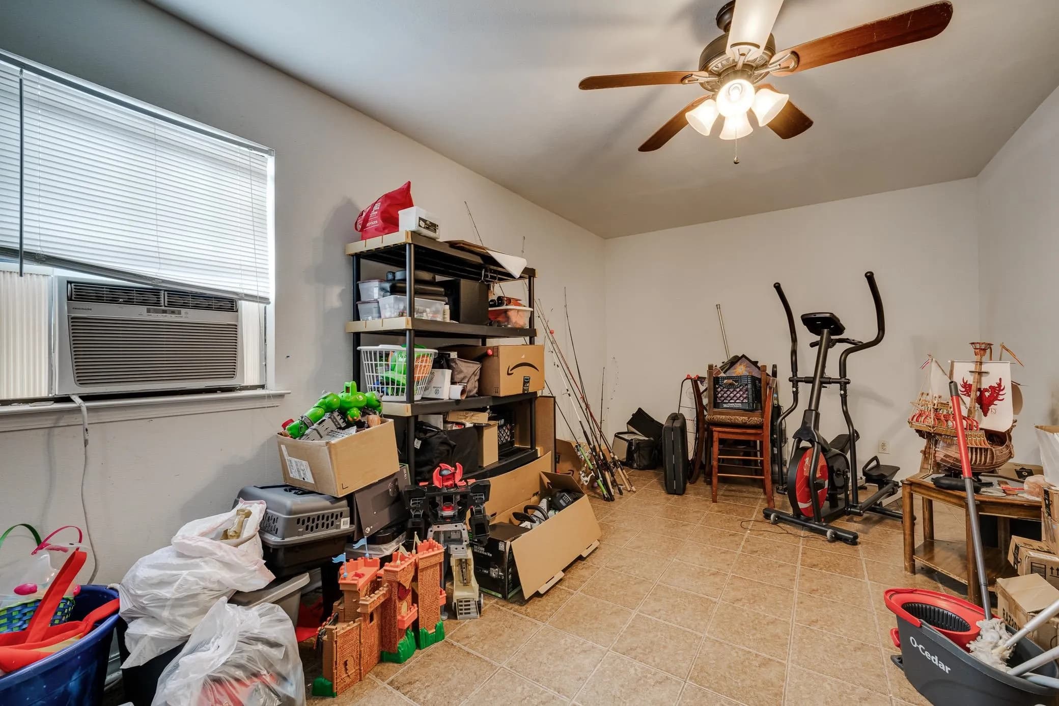 Property at 19  Roberts - Image 23