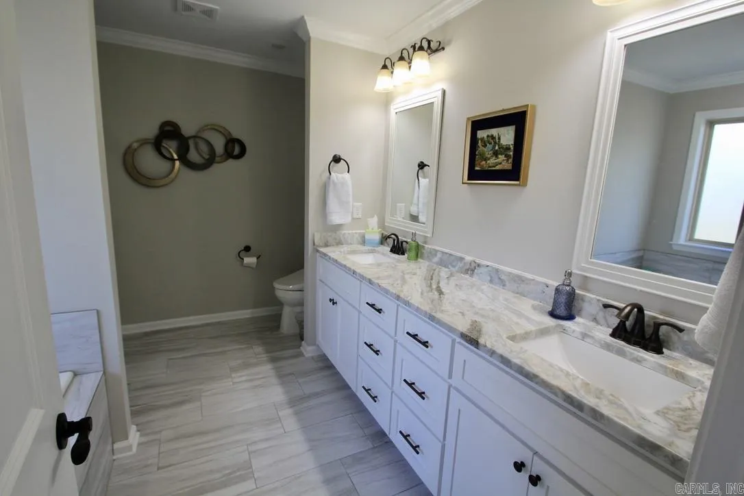 Property at 608  Lucy ln - Image 23