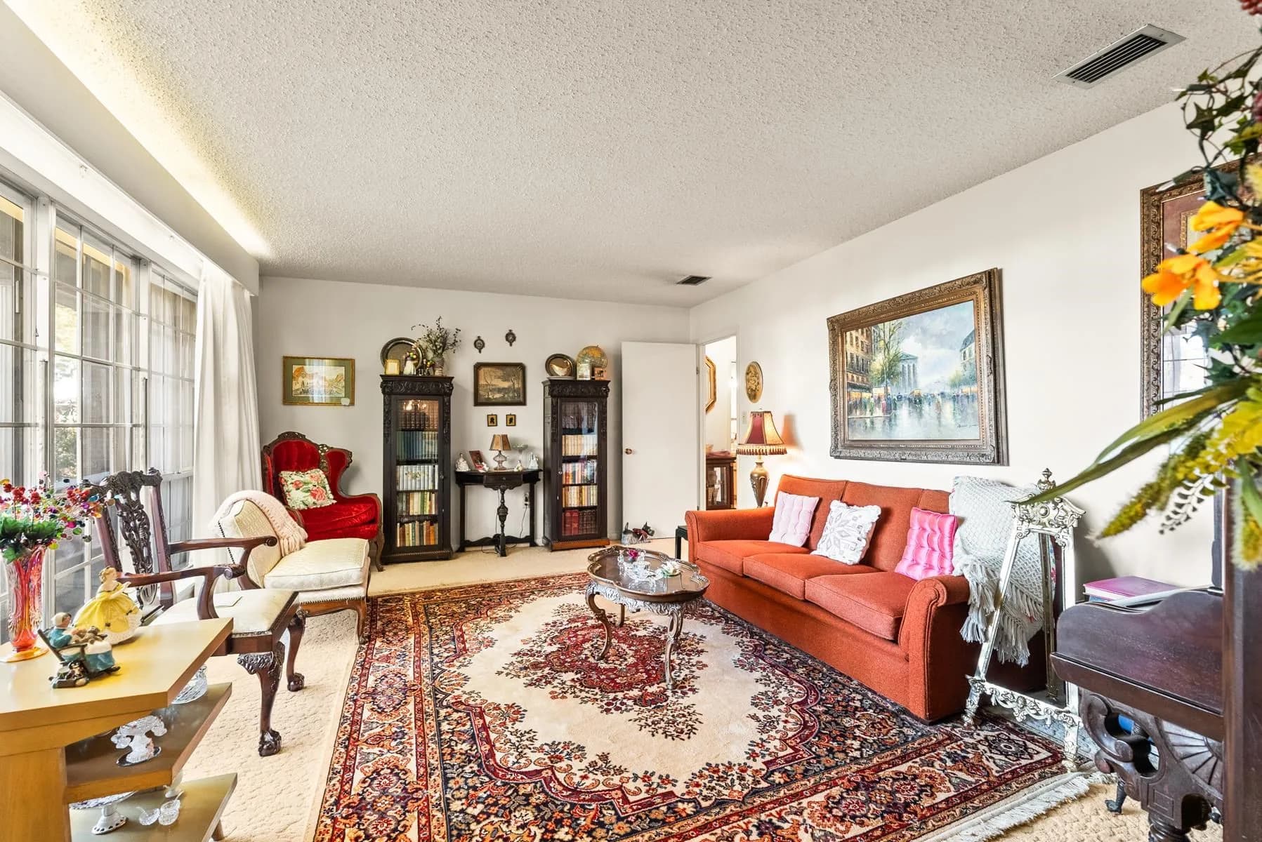 Property at 13  Birchwood - Image 8