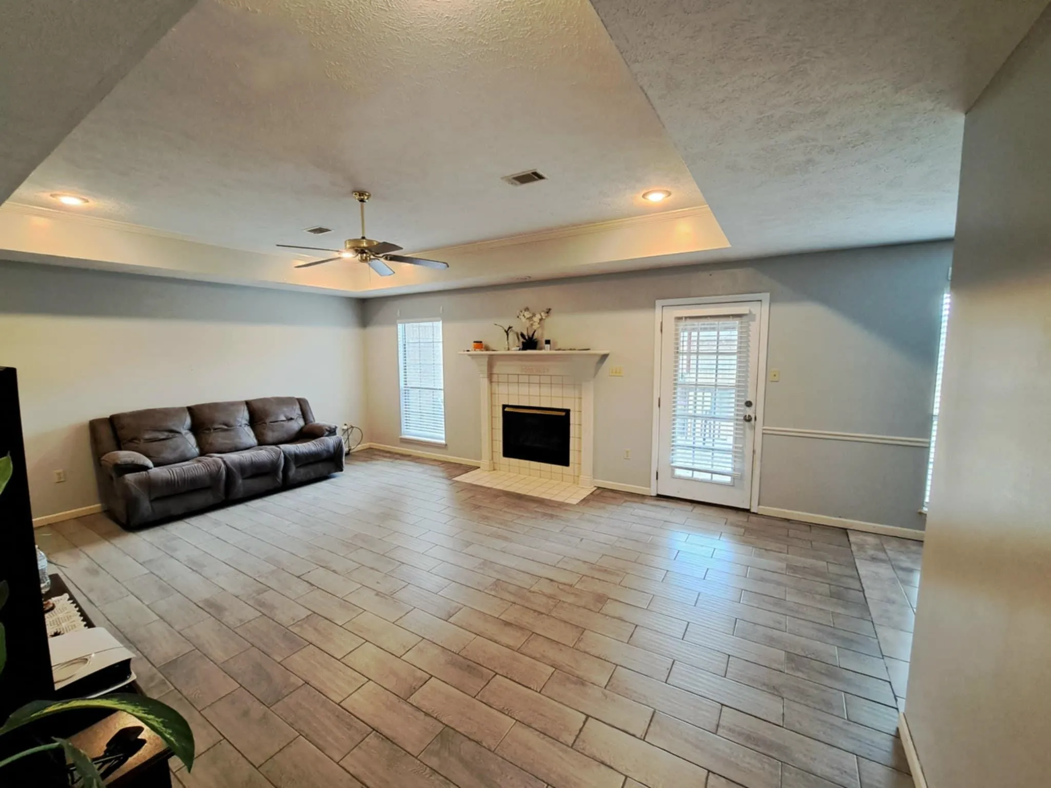 Property at 975  Santa fe - Image 4