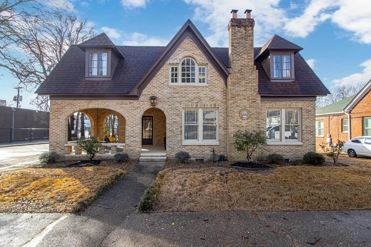 Property at 312 W South - Image 1