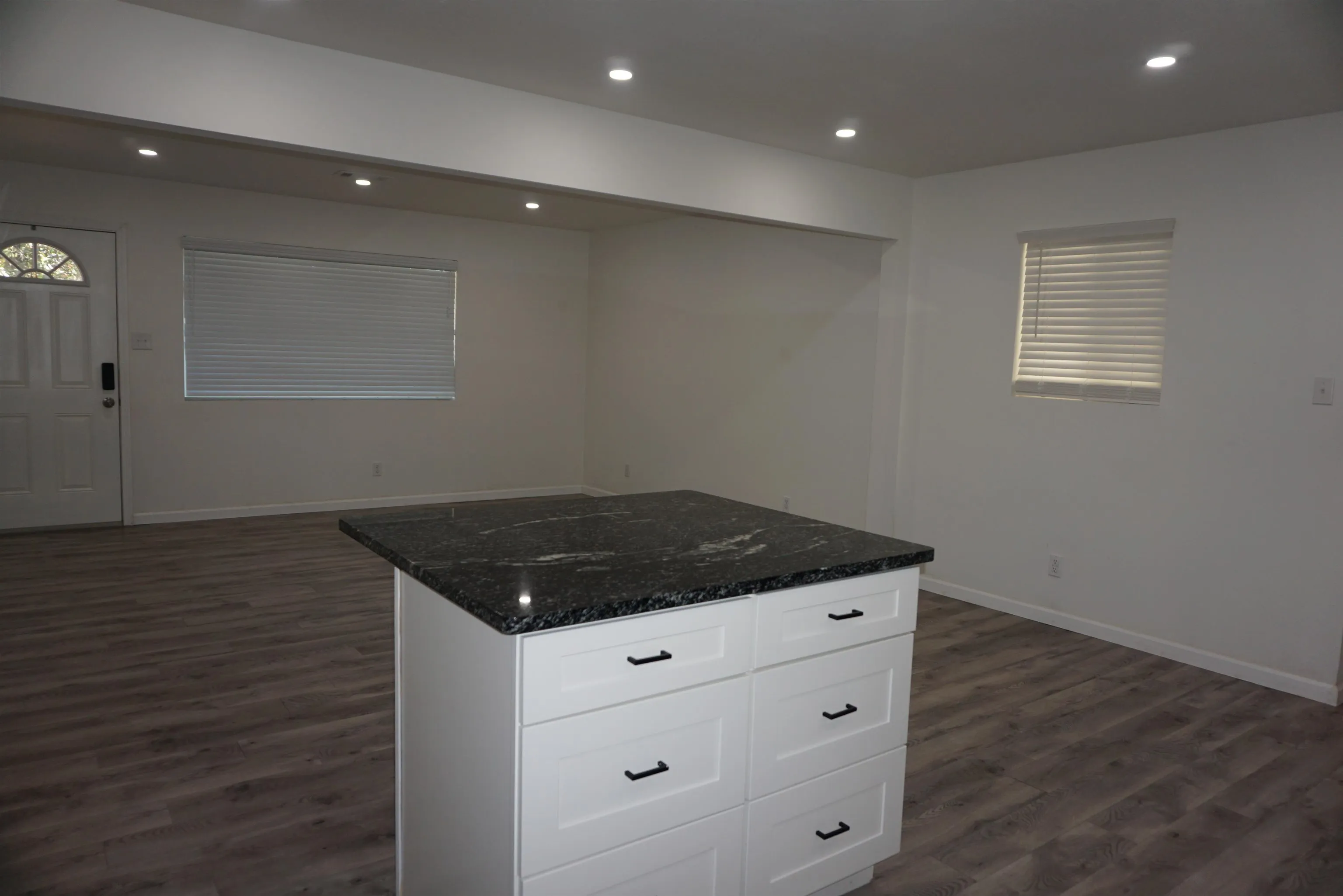 Property at 801  Upchurch - Image 8