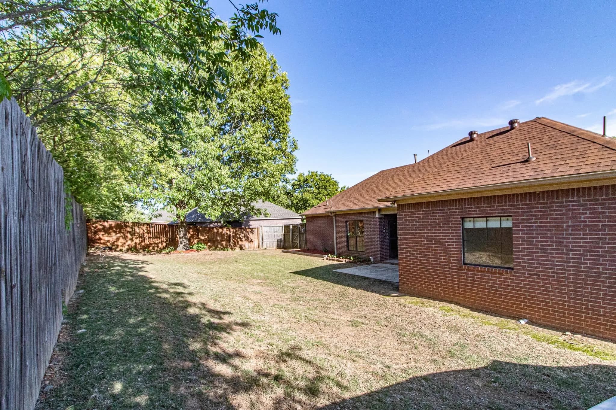 Property at 47  Trenton drive - Image 17