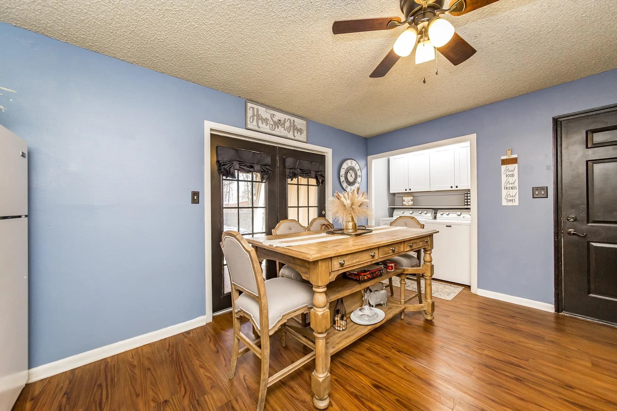 Property at 2700  Carywood - Image 9