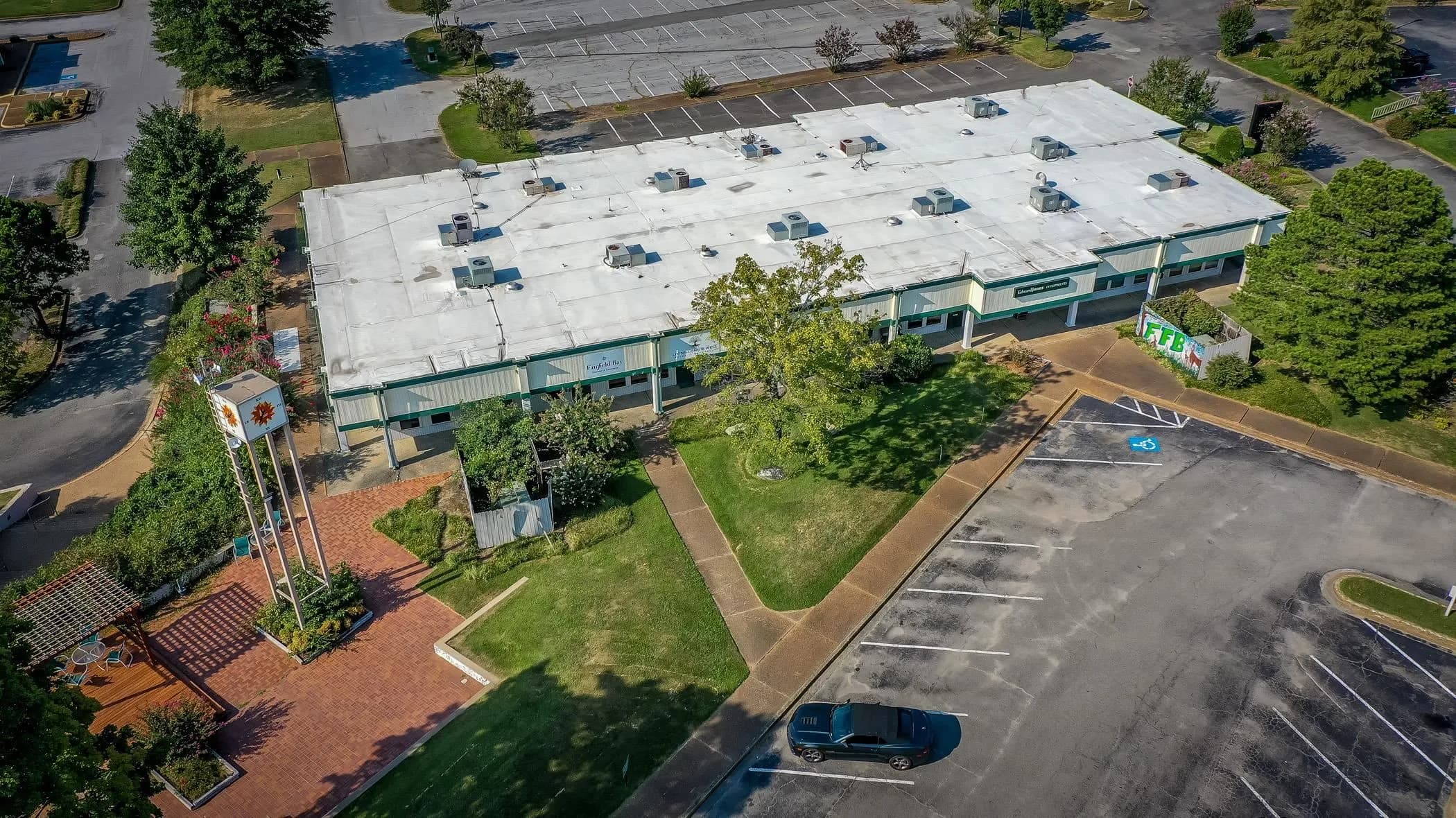 Property at 120  Village pl - Image 13