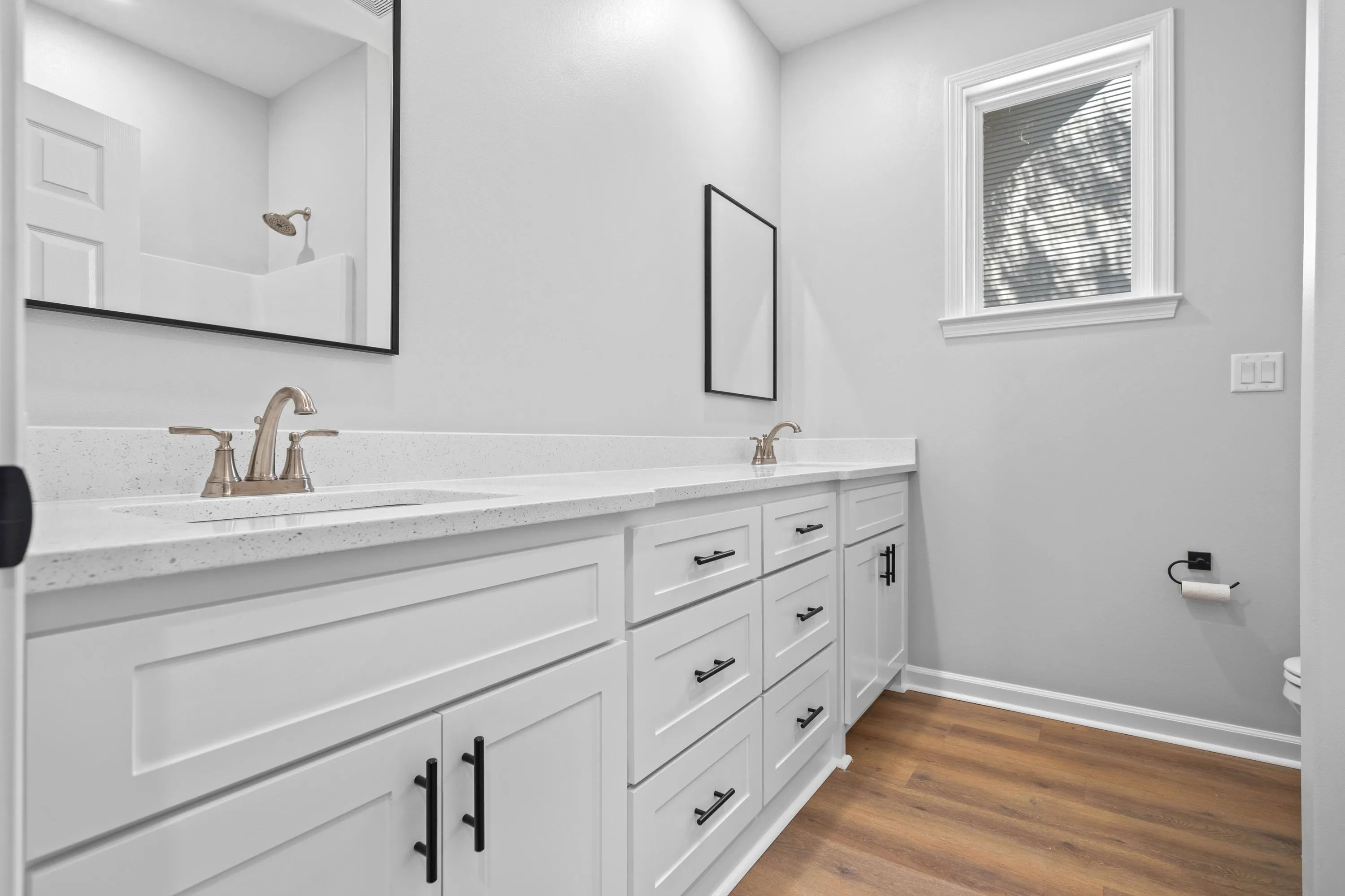 Property at 206  Pebble beach - Image 31
