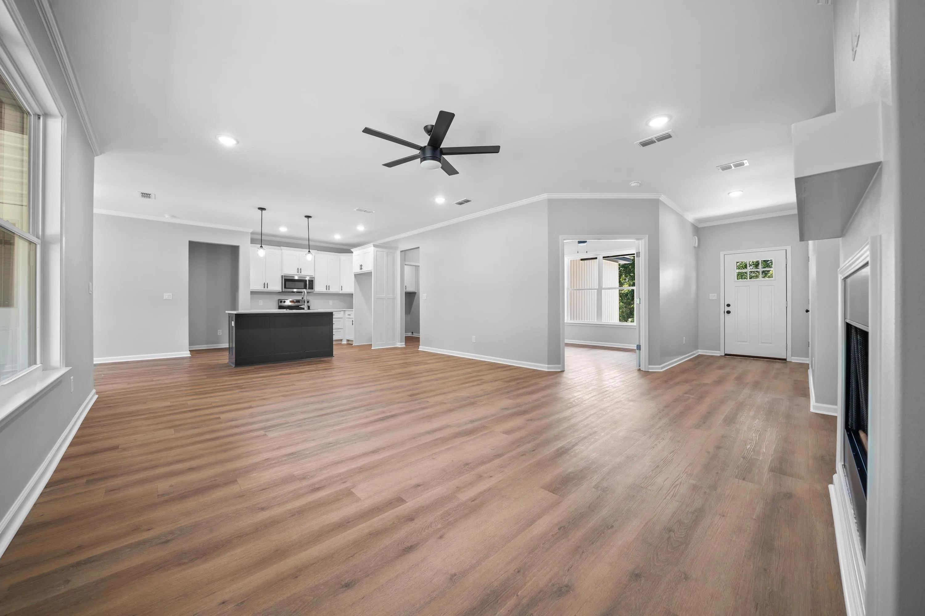 Property at 206  Pebble beach - Image 5