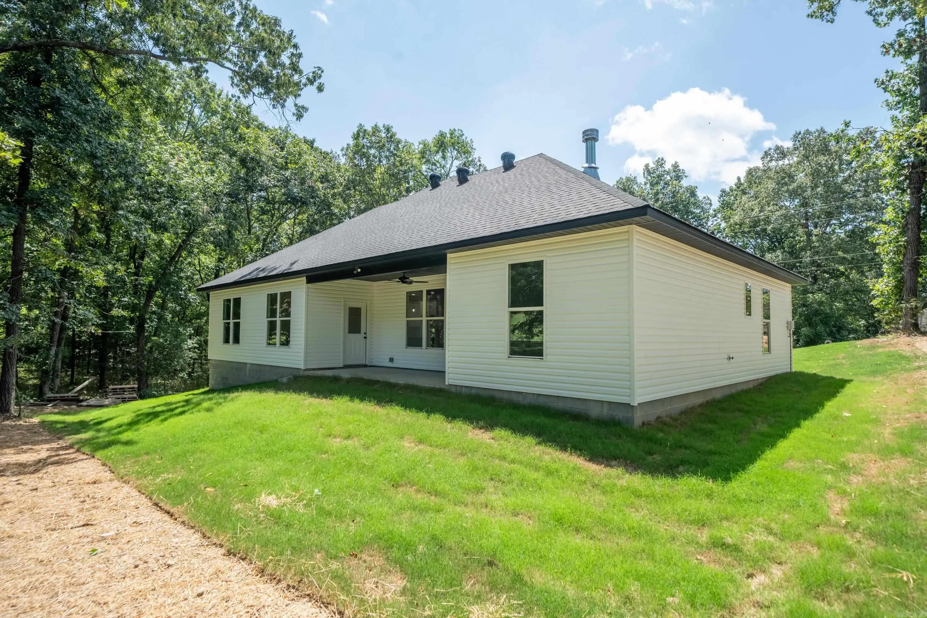 Property at 206  Pebble beach - Image 38