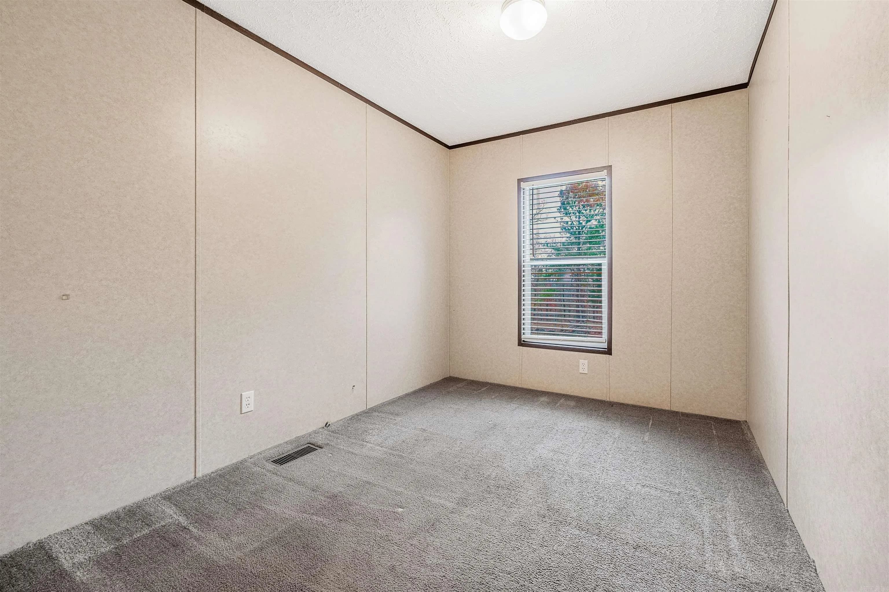 Property at 1913  Pride gap - Image 32