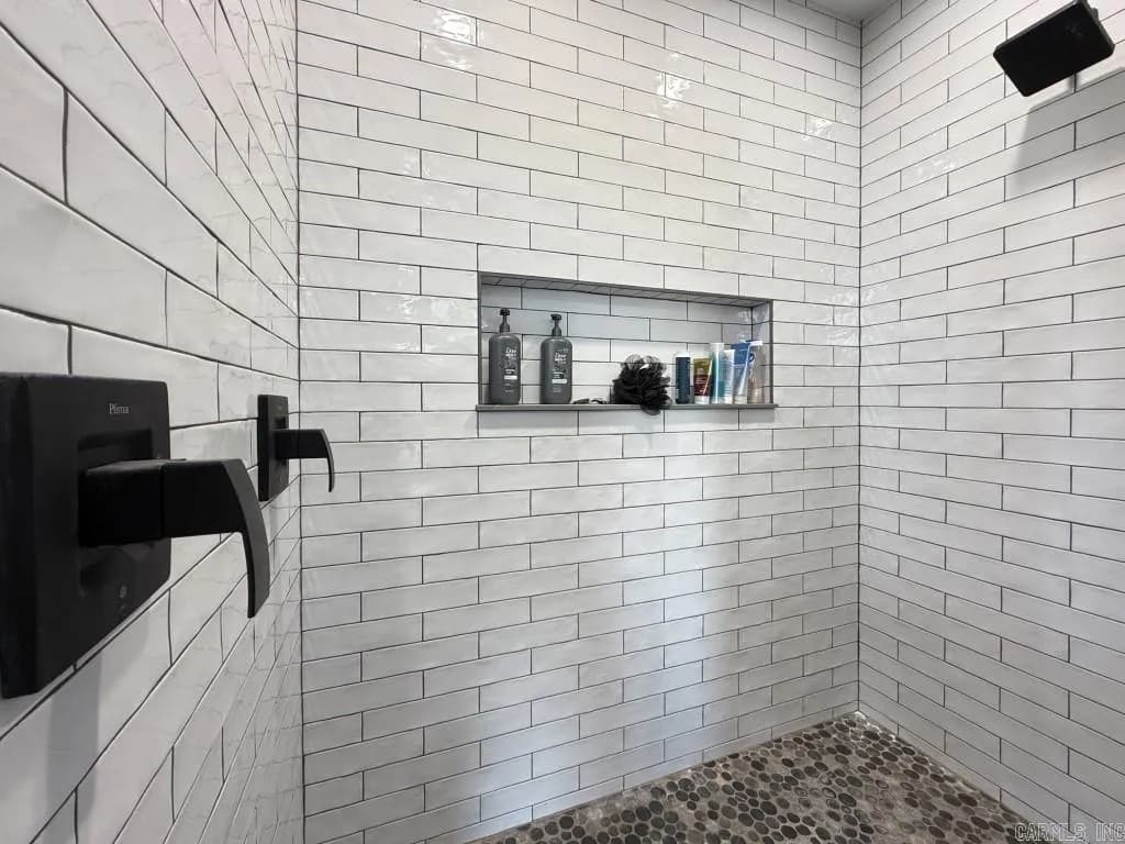 Property at 11  River ridge - Image 19