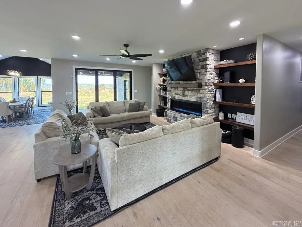 Property at 11  River ridge - Image 10