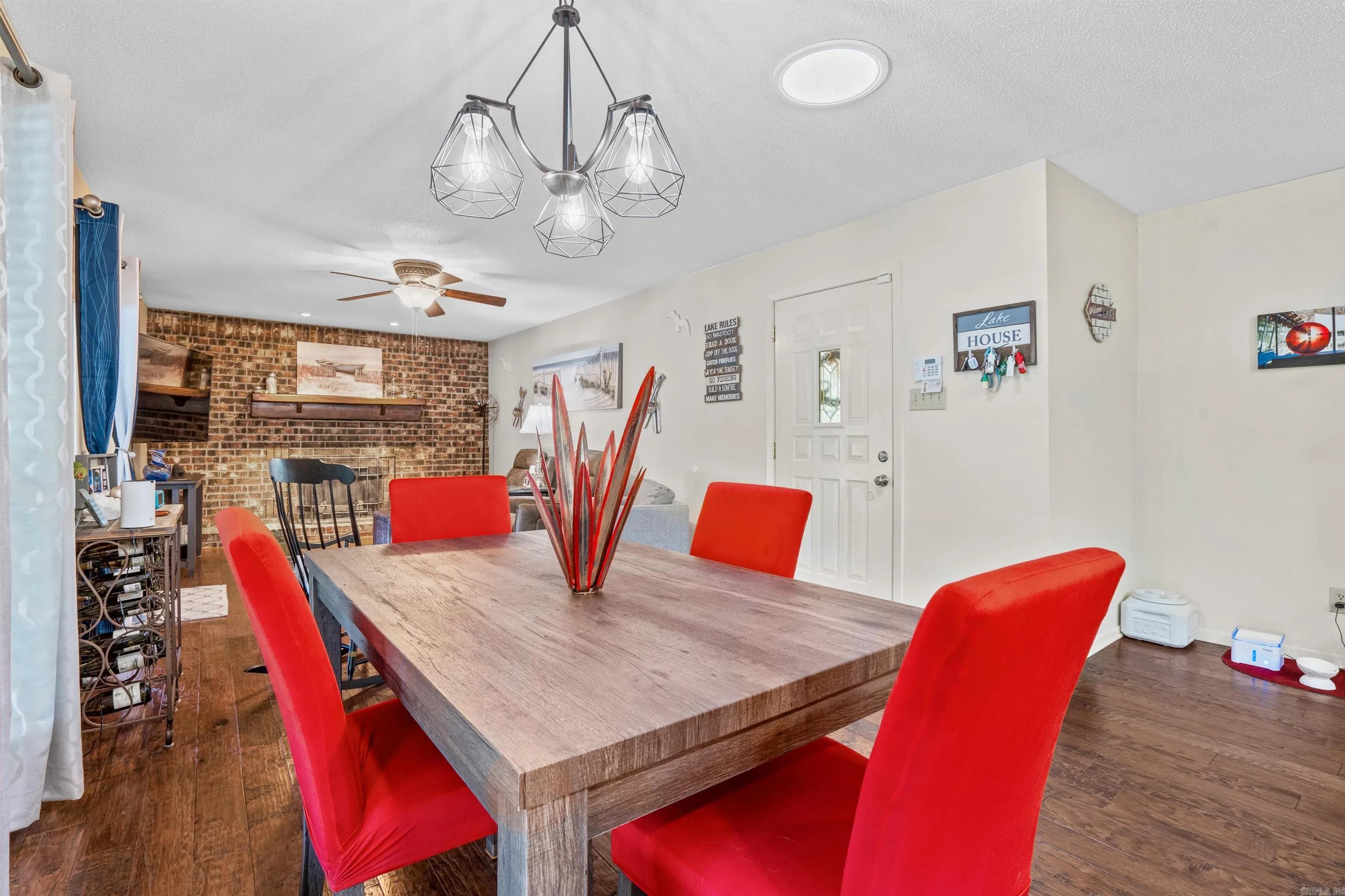 Property at 304  Joy - Image 6