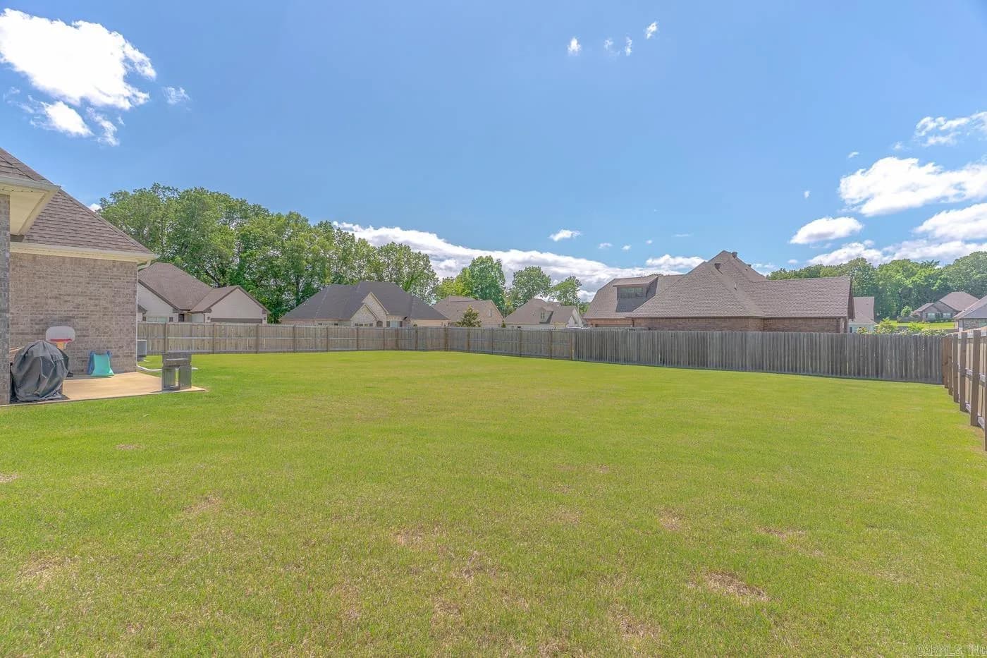 Property at 101  Eva ln - Image 43