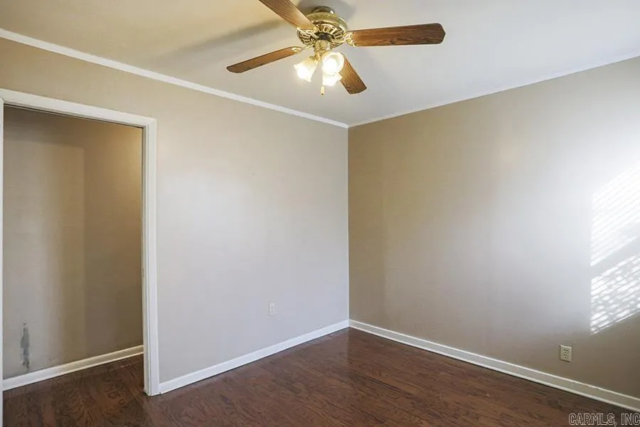 Property at 6609  Greenwood - Image 19