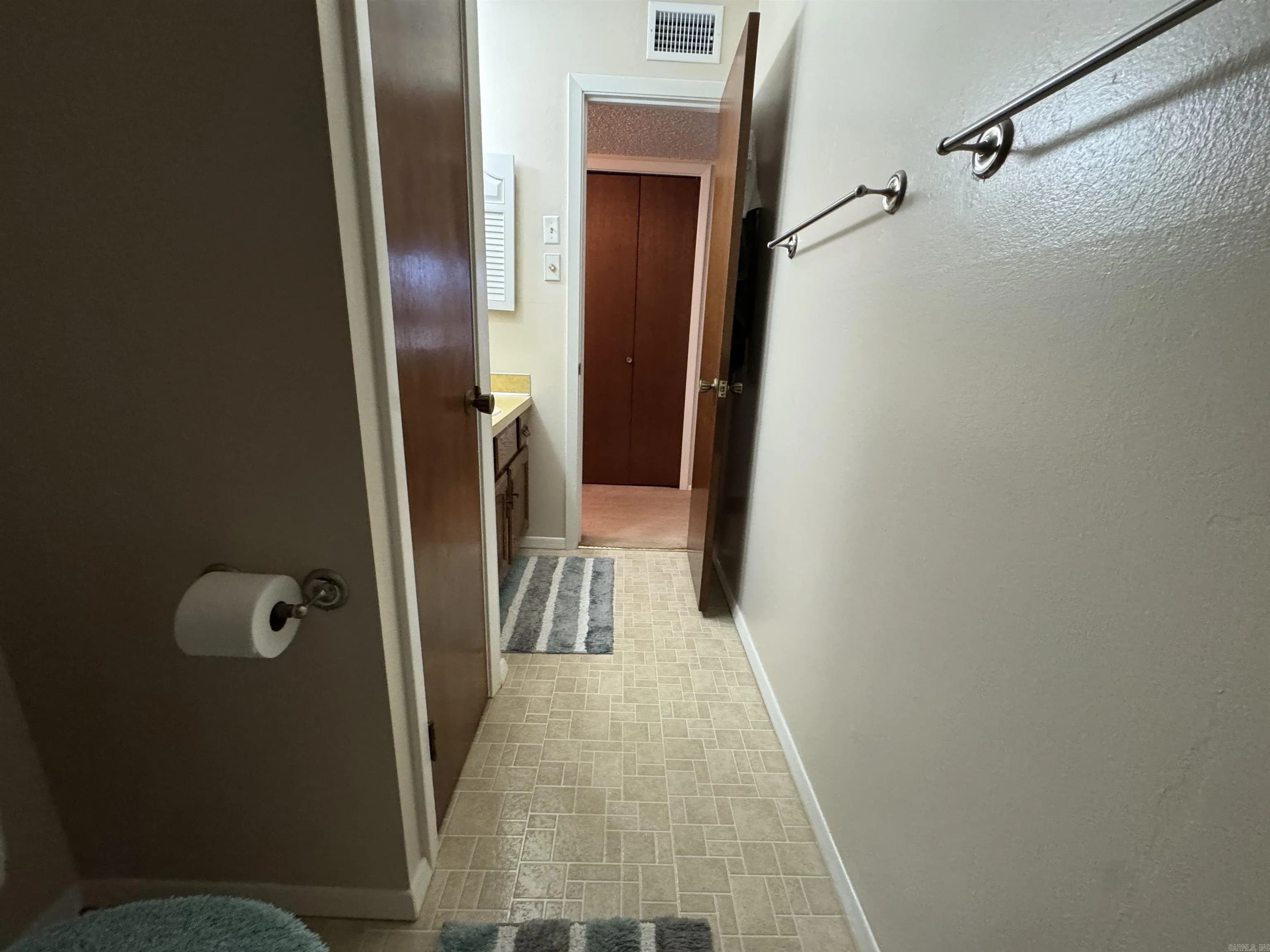 Property at 10  Larkwood - Image 12