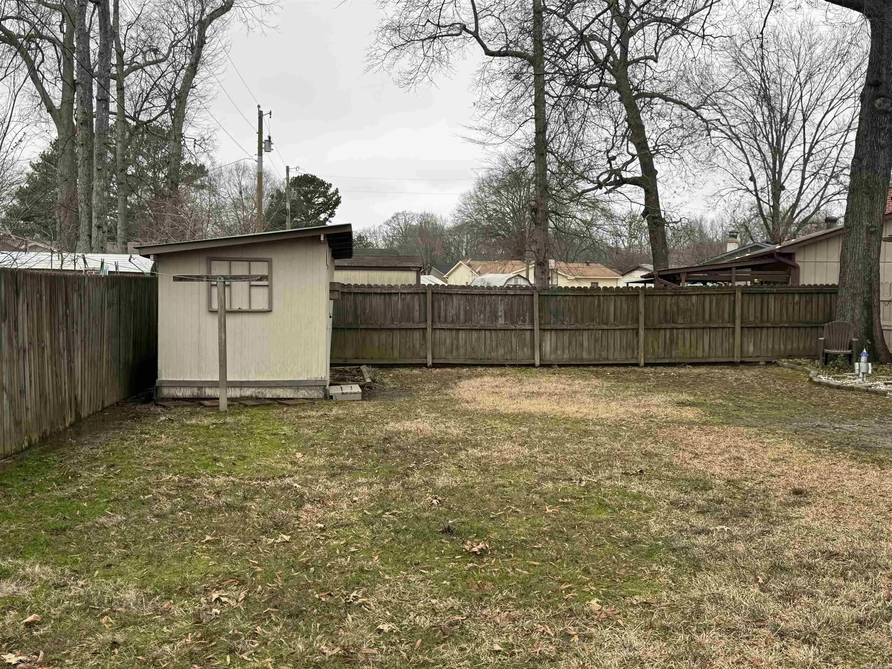 Property at 10  Larkwood - Image 23