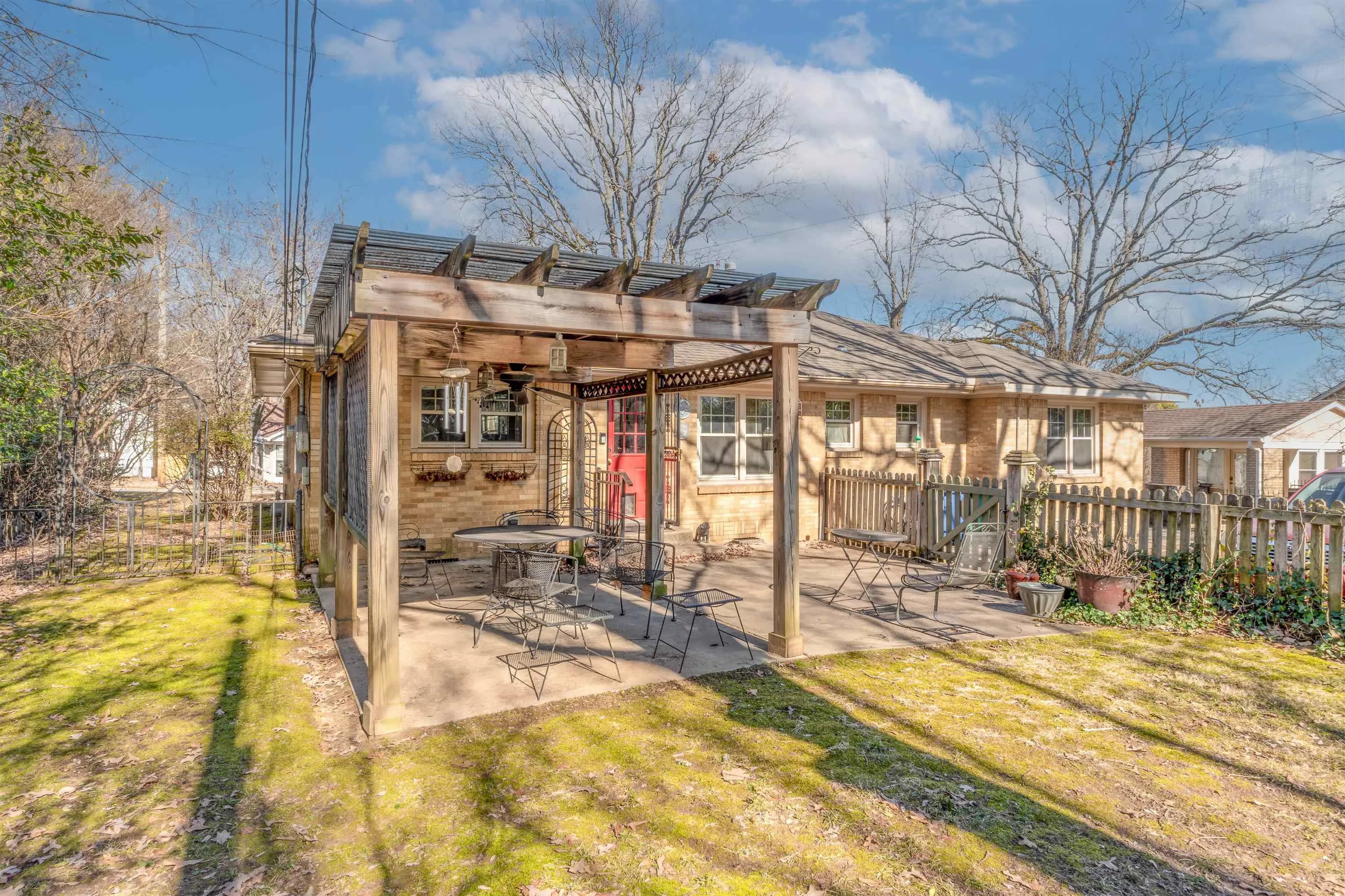 Property at 310 E A - Image 7