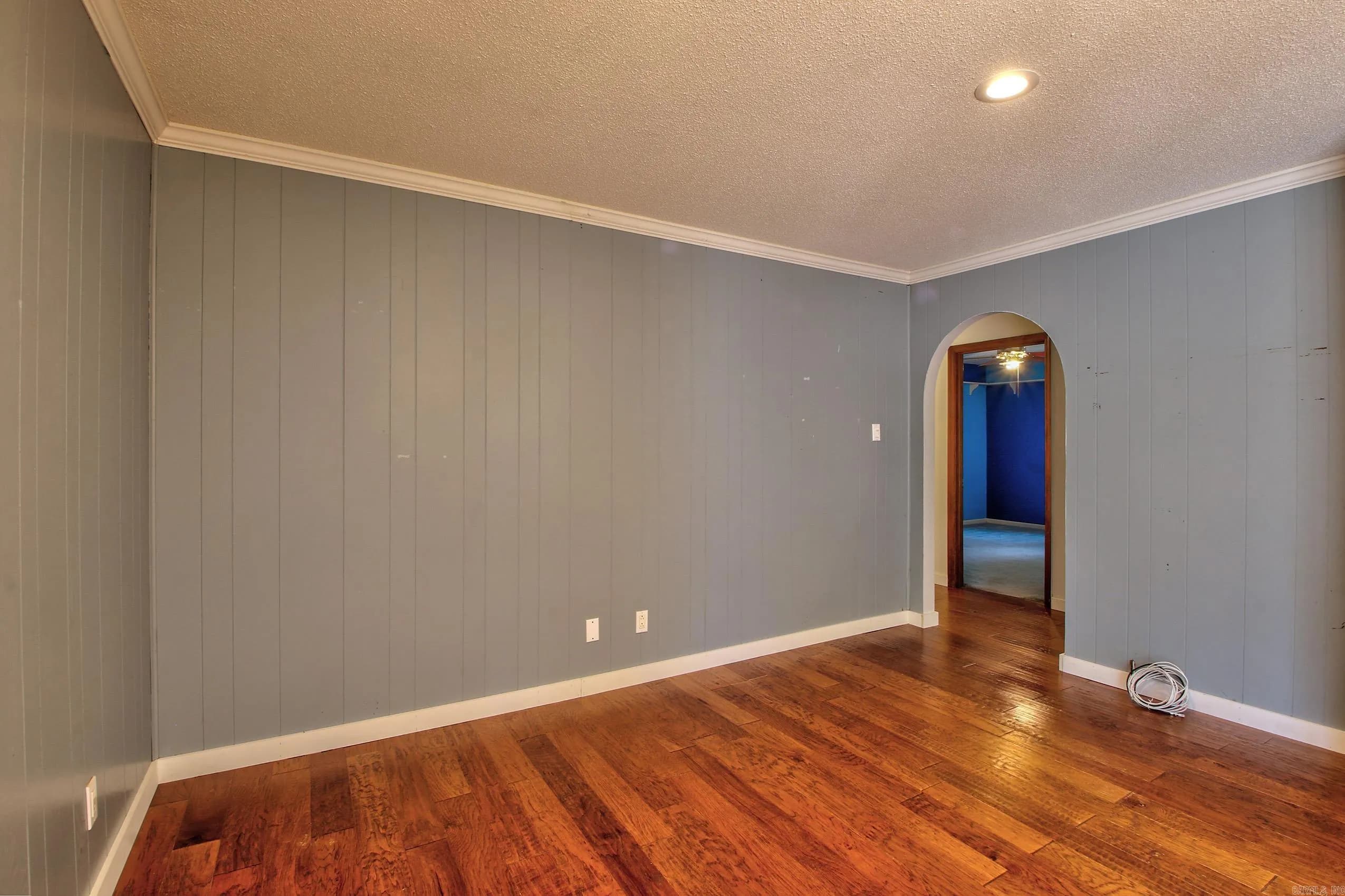 Property at 1912  Osage - Image 21