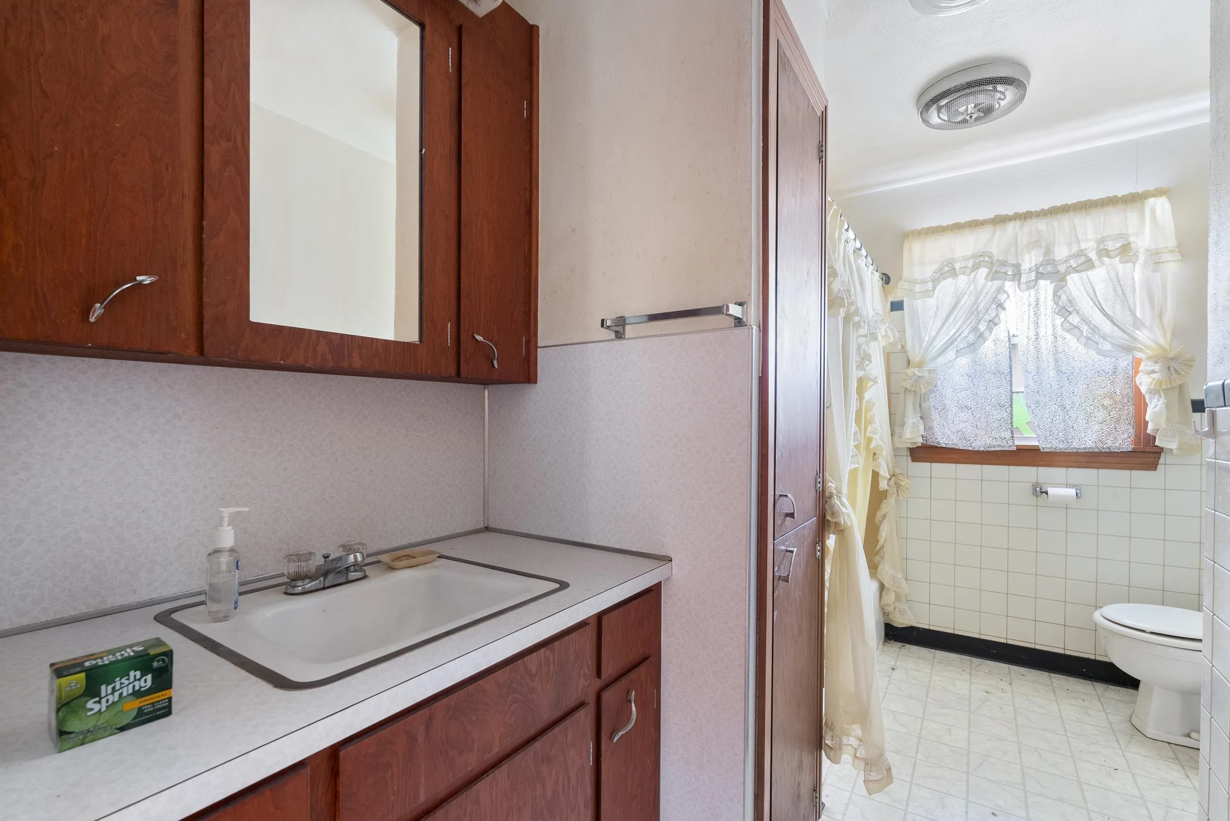 Property at 1512  Stanphil - Image 17