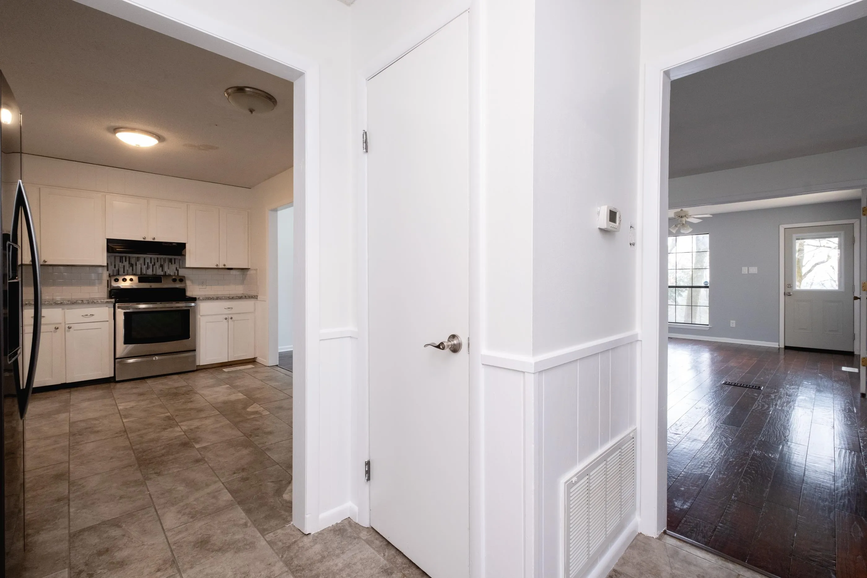 Property at 304  Windhill - Image 6