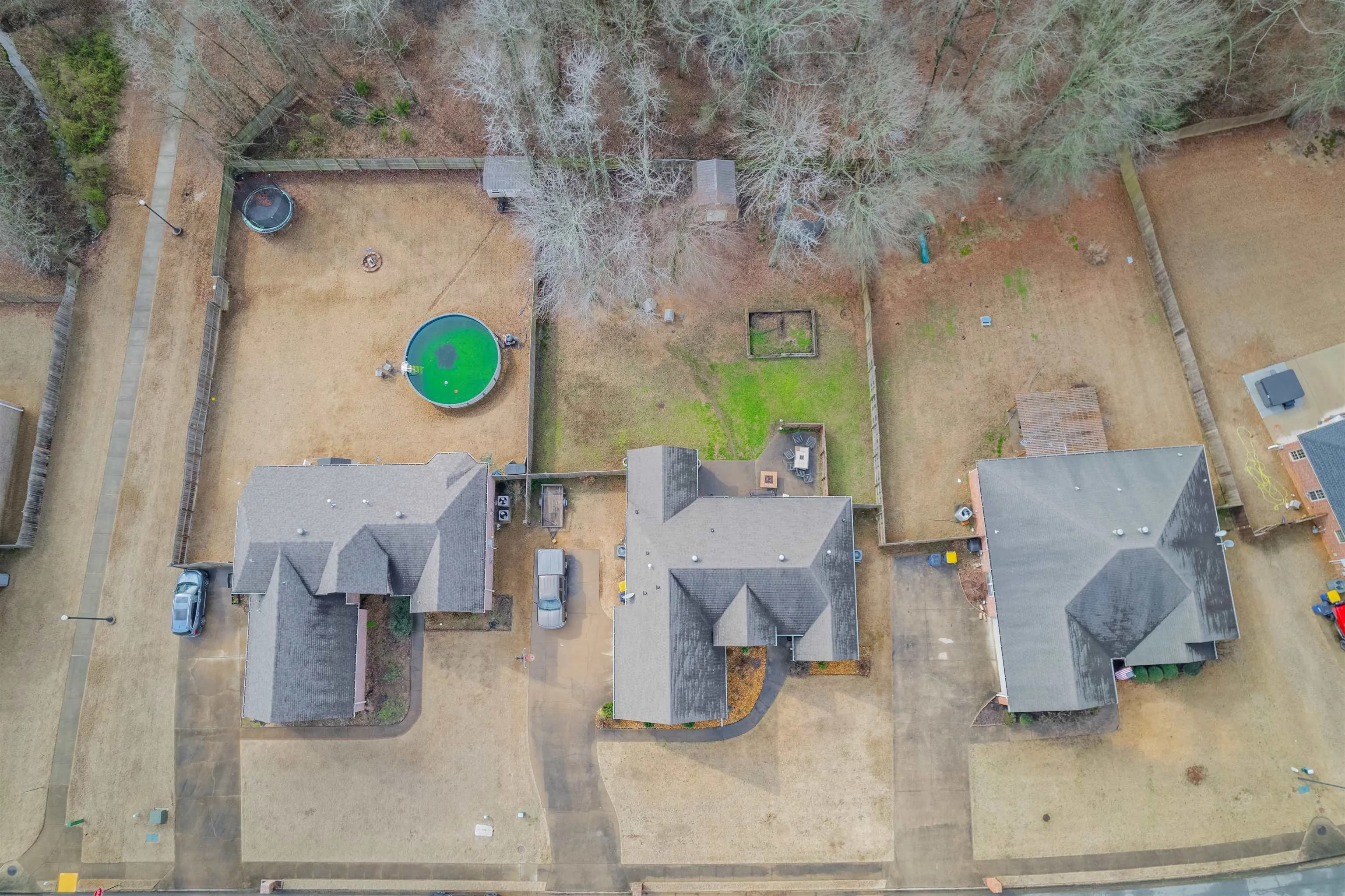 Property at 26  Lakeland - Image 39