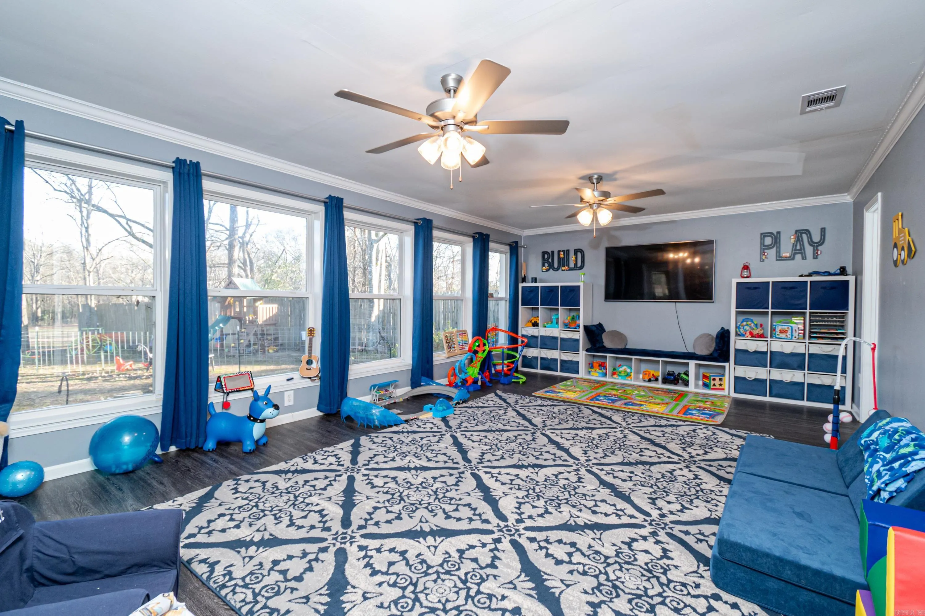 Property at 413 S Myrtle st - Image 42