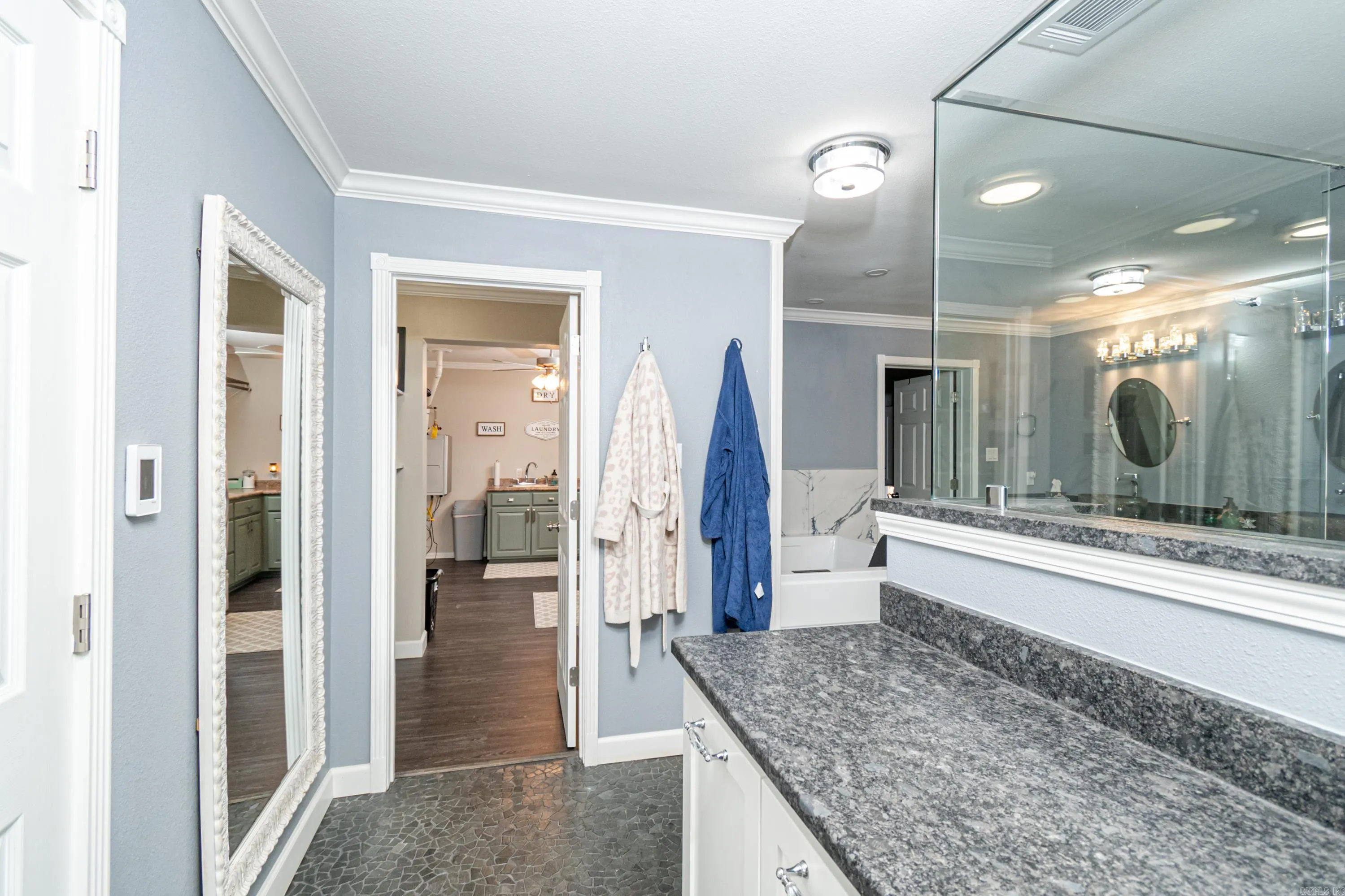 Property at 413 S Myrtle st - Image 28