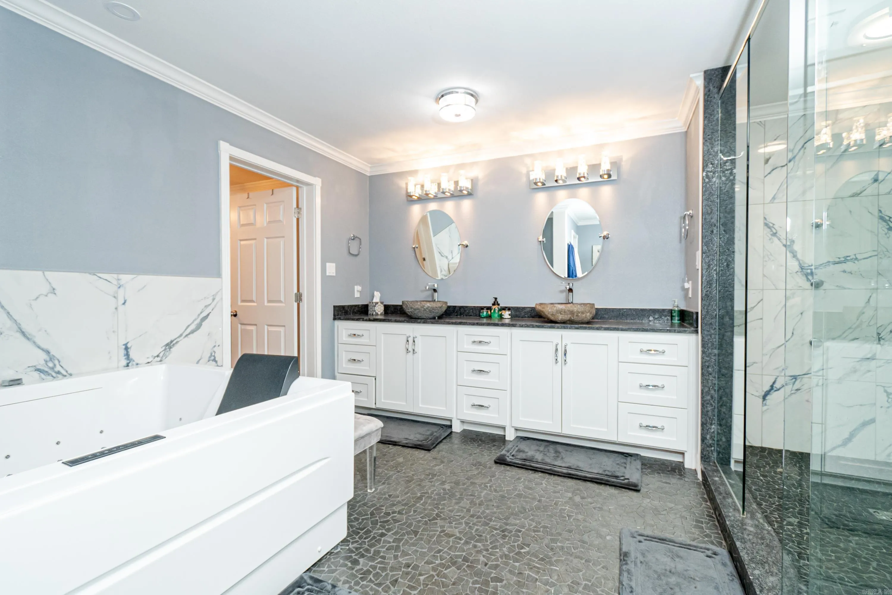 Property at 413 S Myrtle st - Image 23