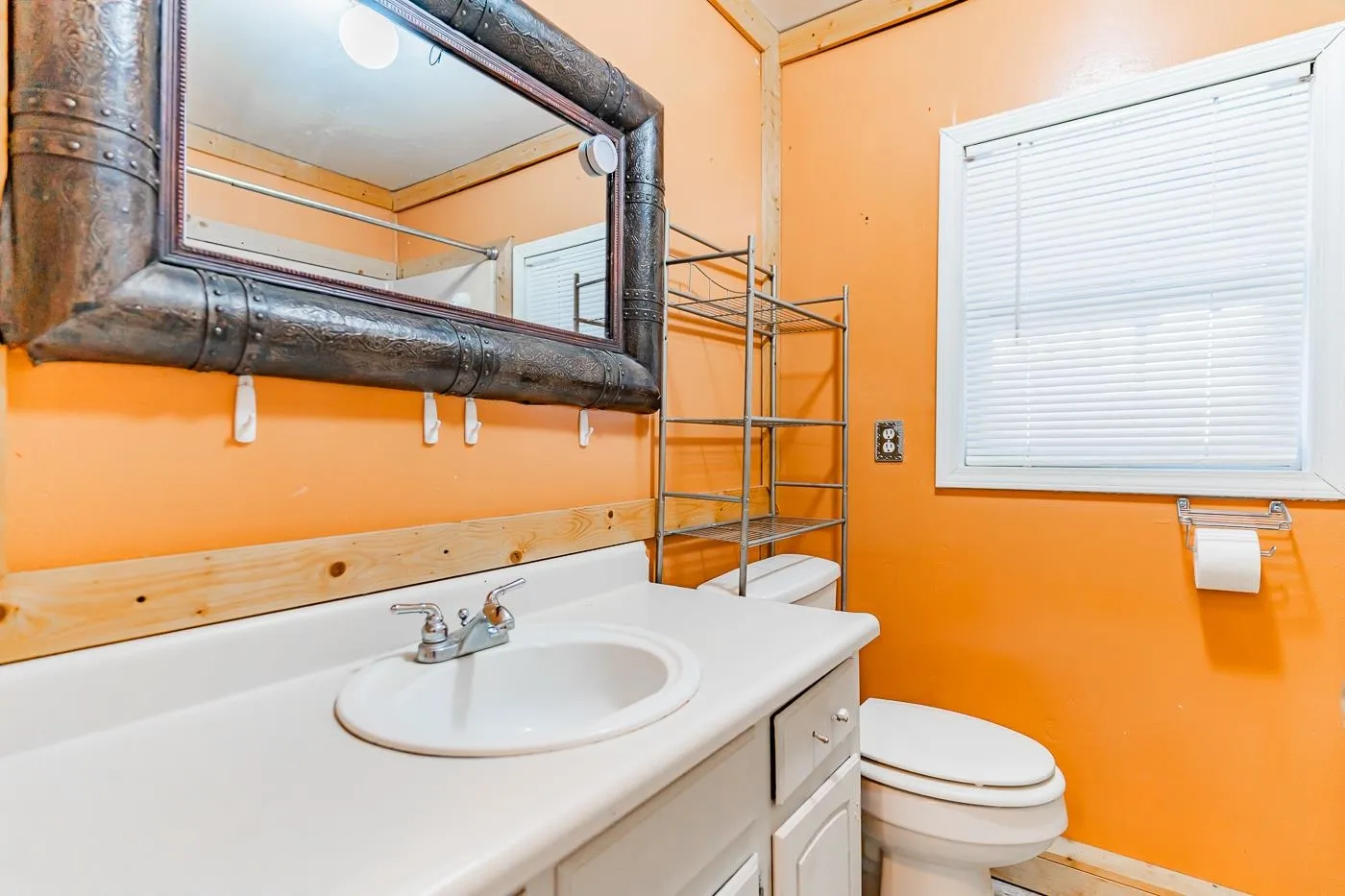 Property at 8141  Riviana - Image 16