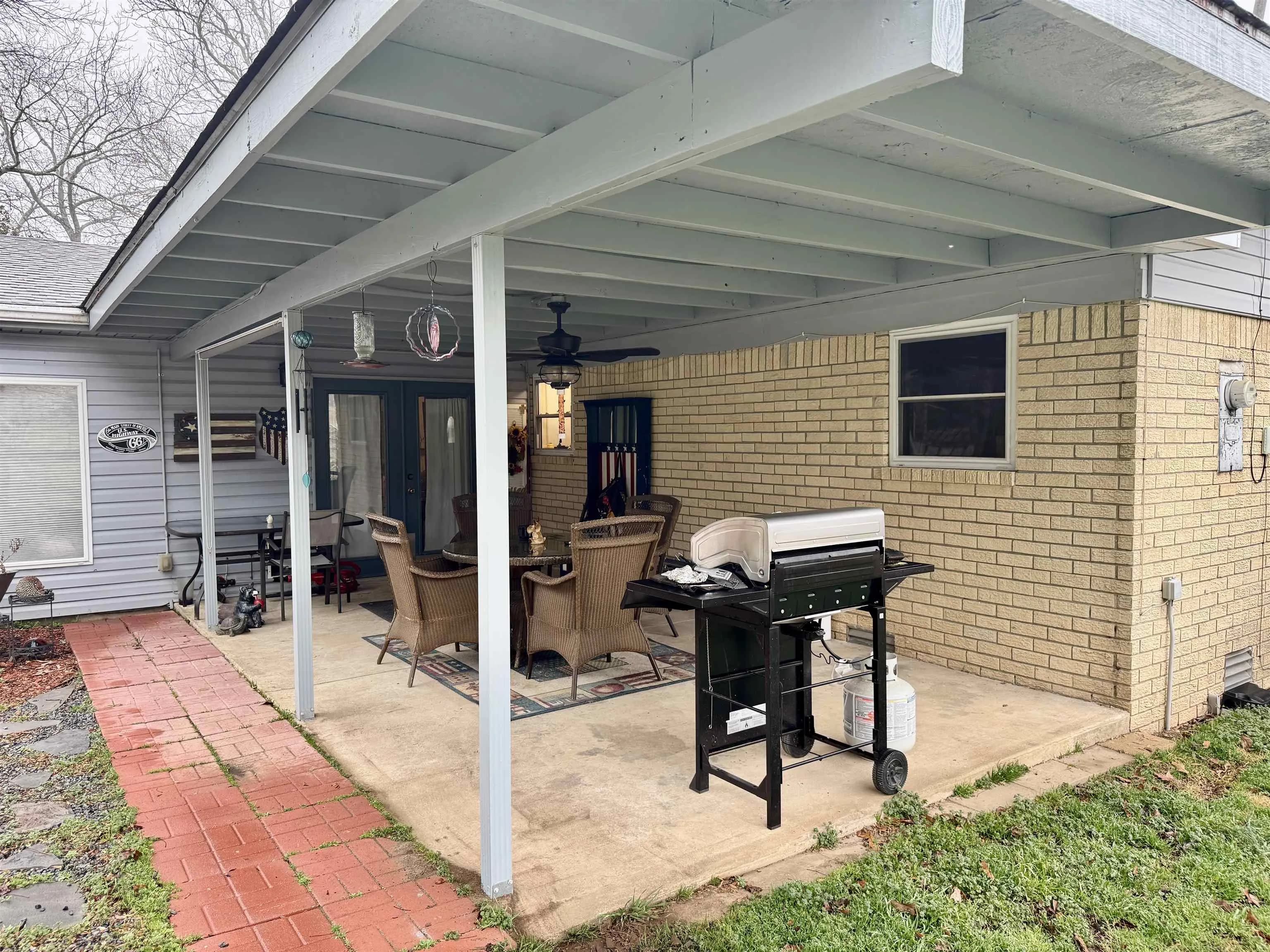 Property at 180  Kaufman - Image 31