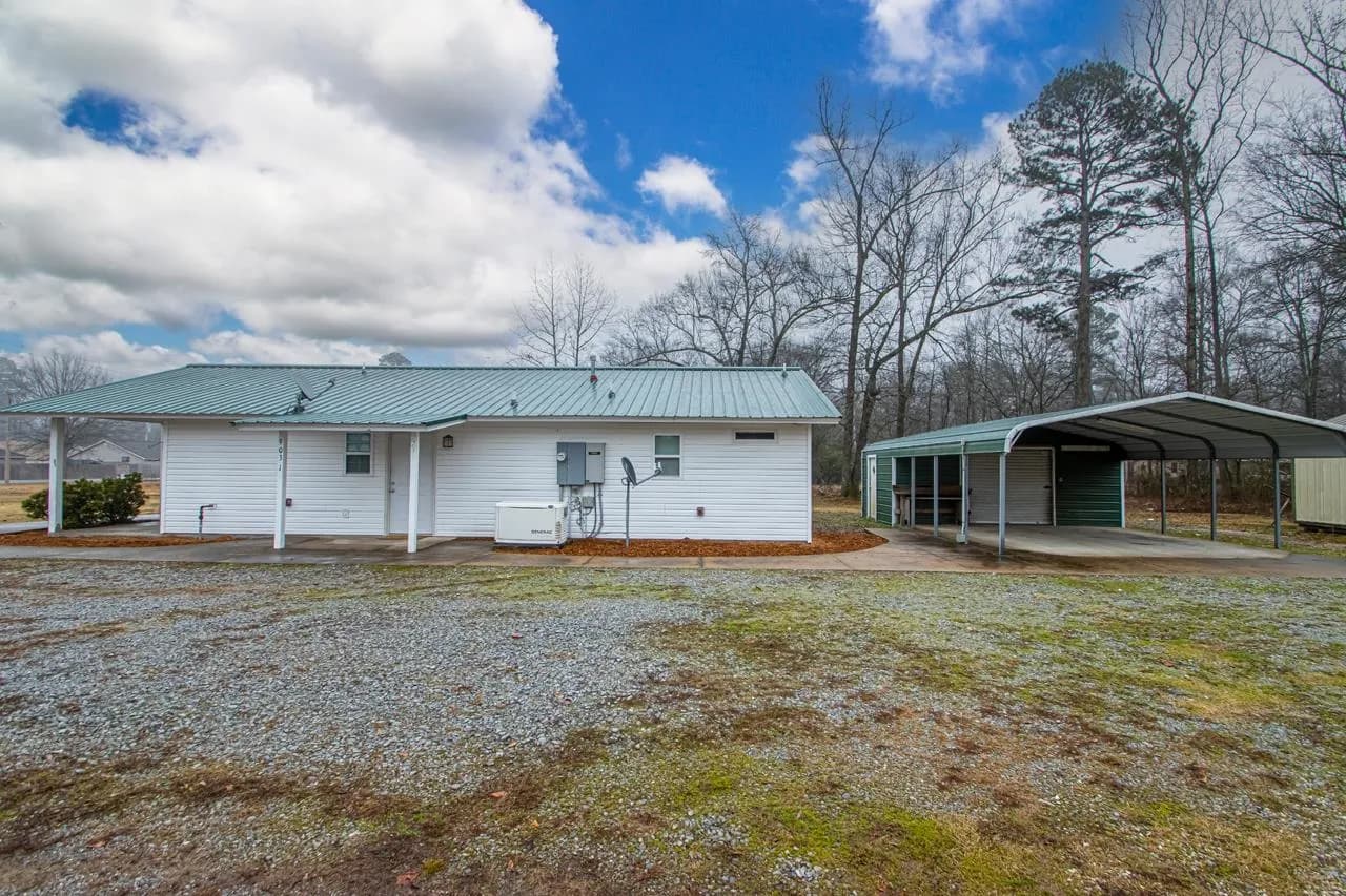 Property at 903-1  Grand - Image 6