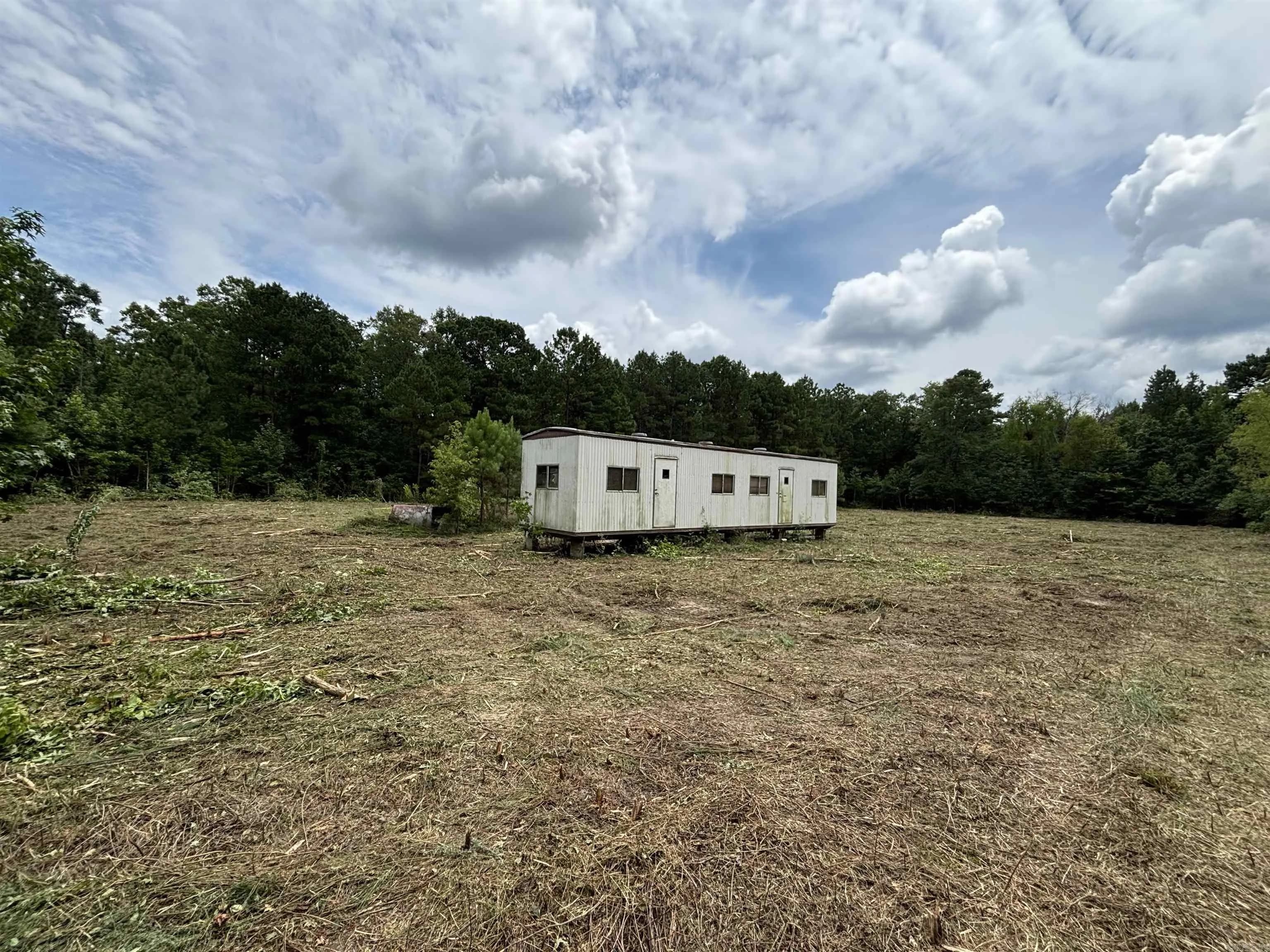 Property at 329  Vulcan - Image 4