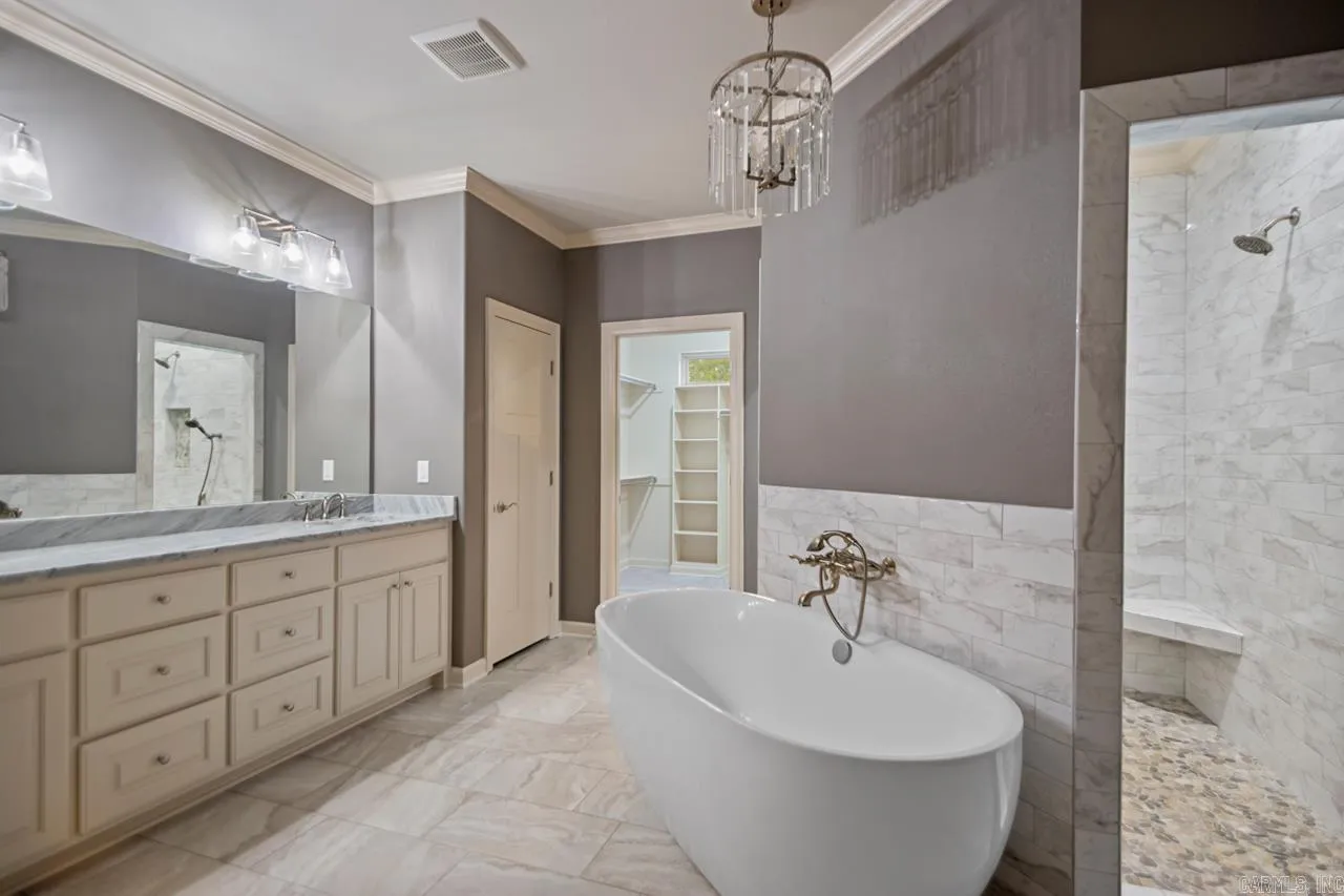 Property at 4314  Boardwalk - Image 29