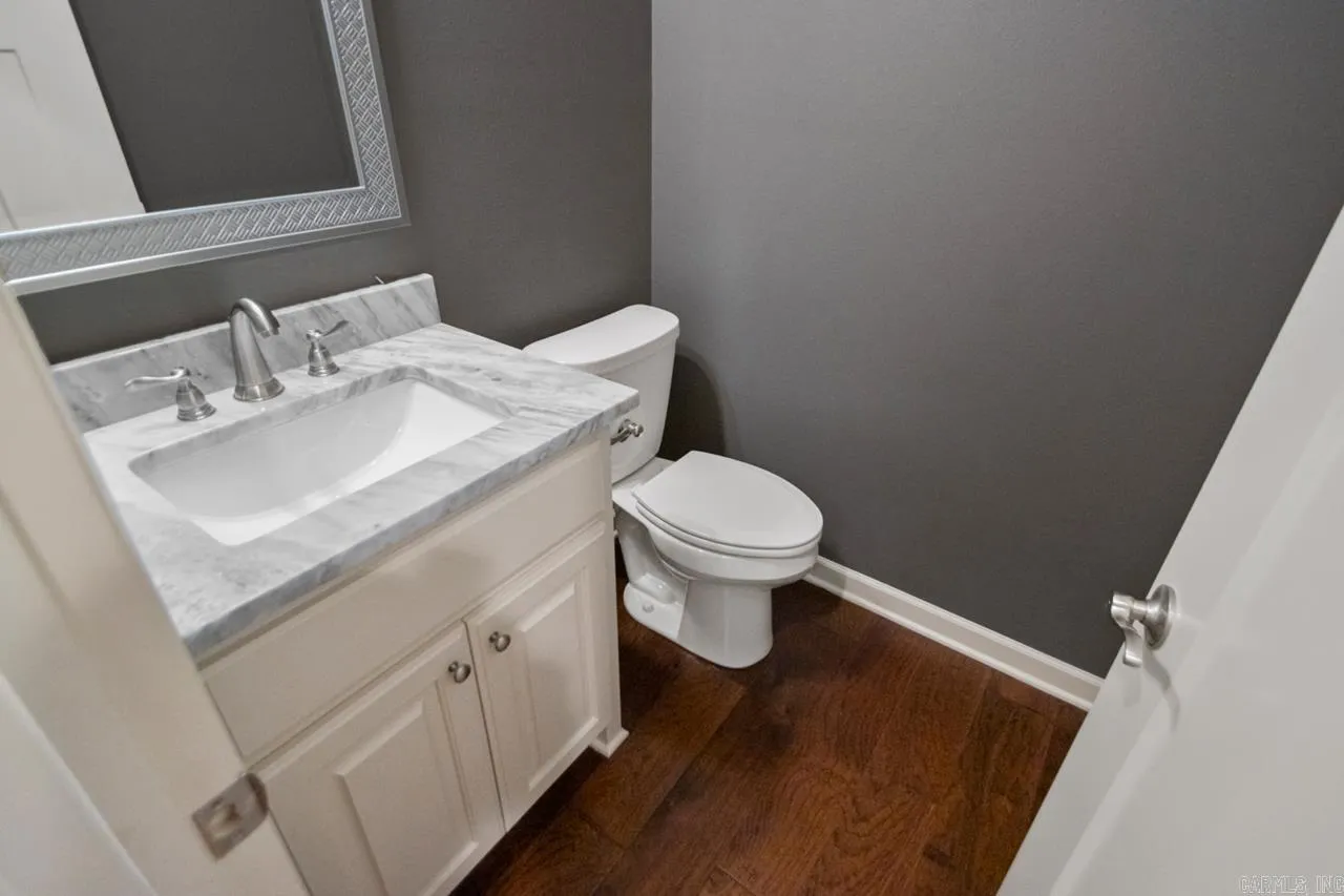 Property at 4314  Boardwalk - Image 37