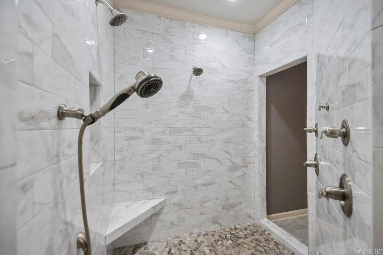 Property at 4314  Boardwalk - Image 31