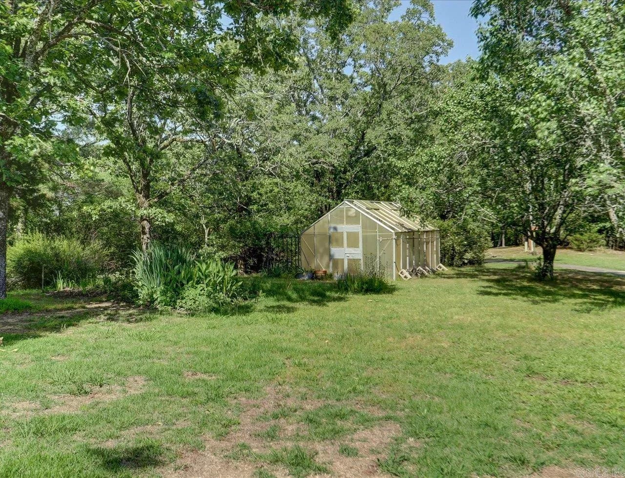 Property at 126  Lakeside - Image 44