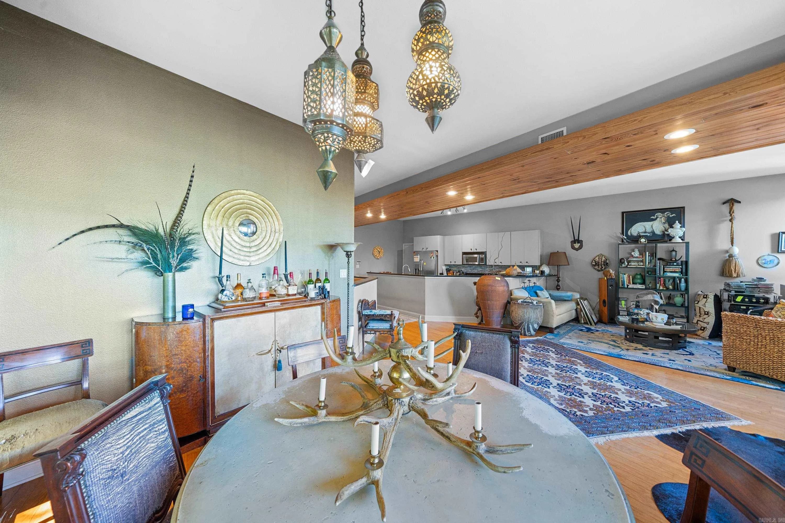 Property at 209  Wilson, D - Image 17