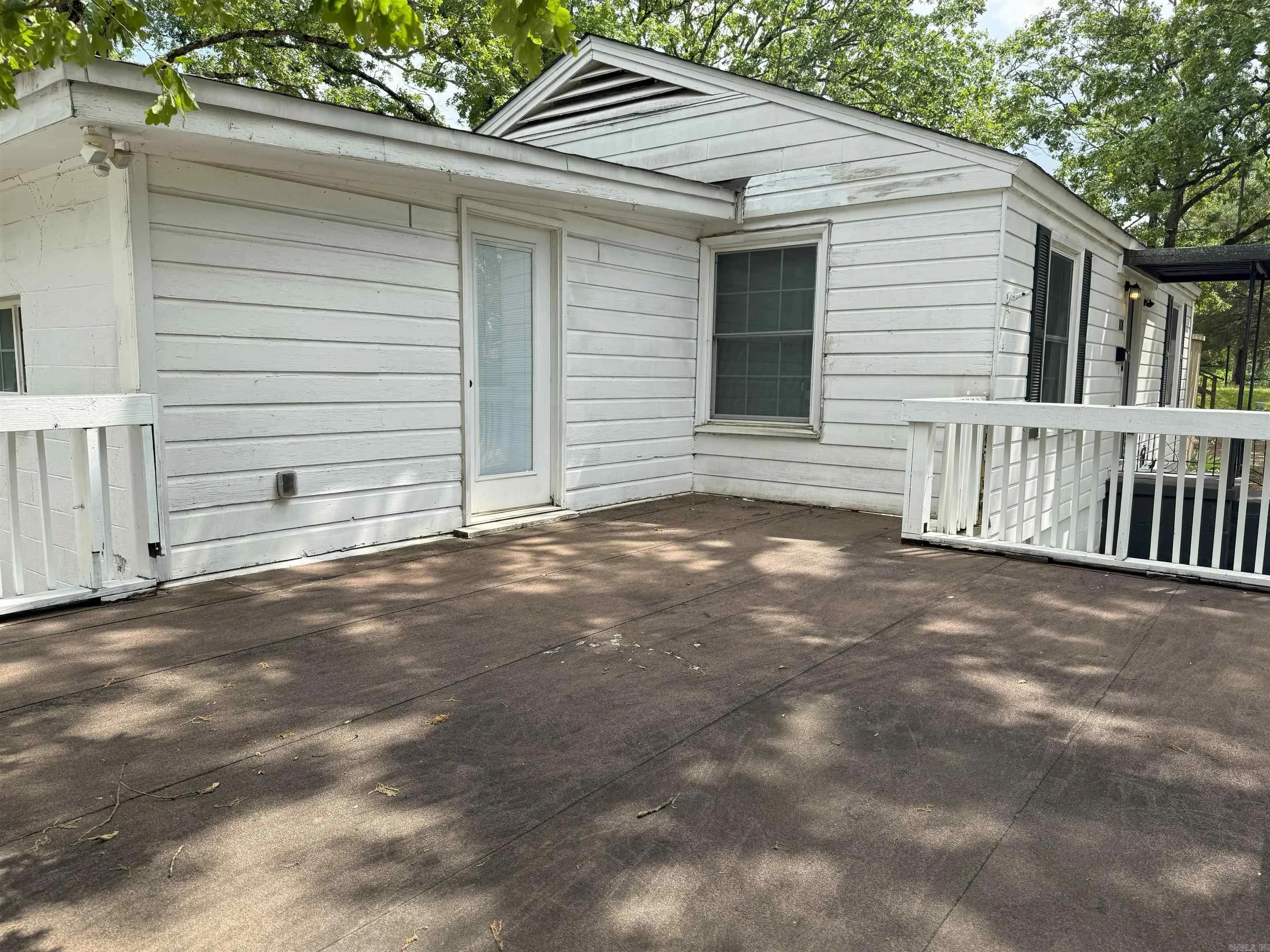 Property at 108  Belmont - Image 22
