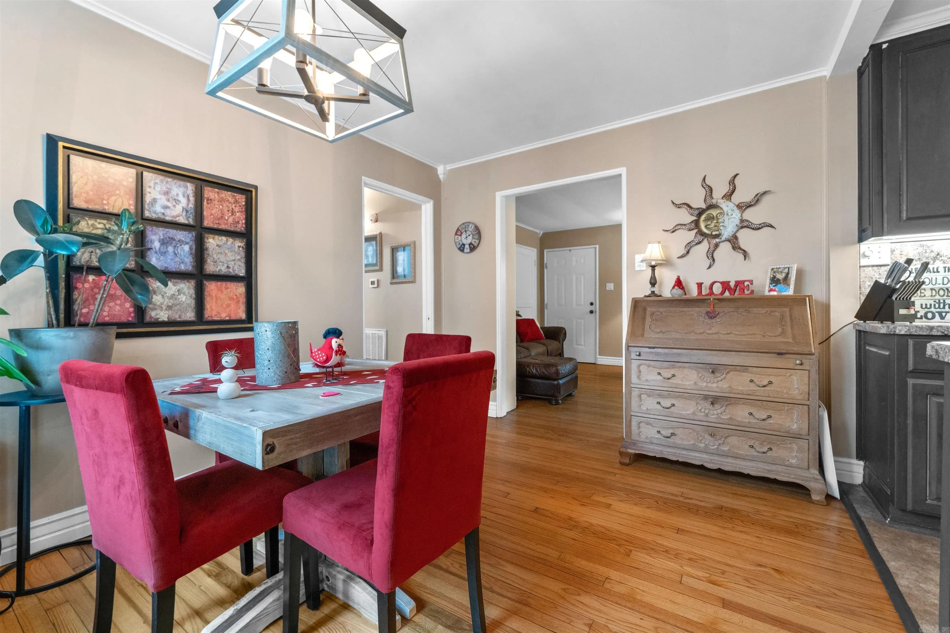 Property at 108  Belmont - Image 10